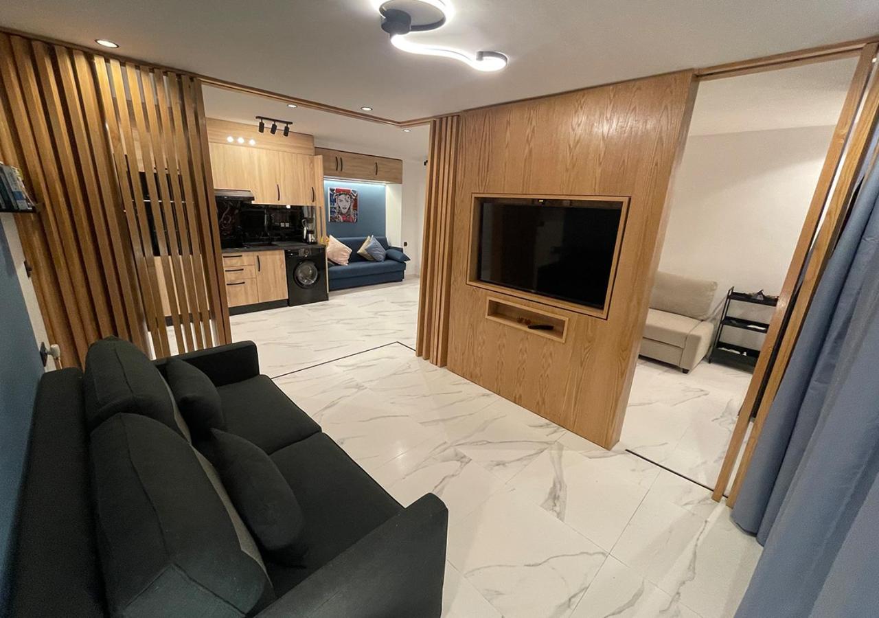 One-Bedroom Apartment - Photo 38
