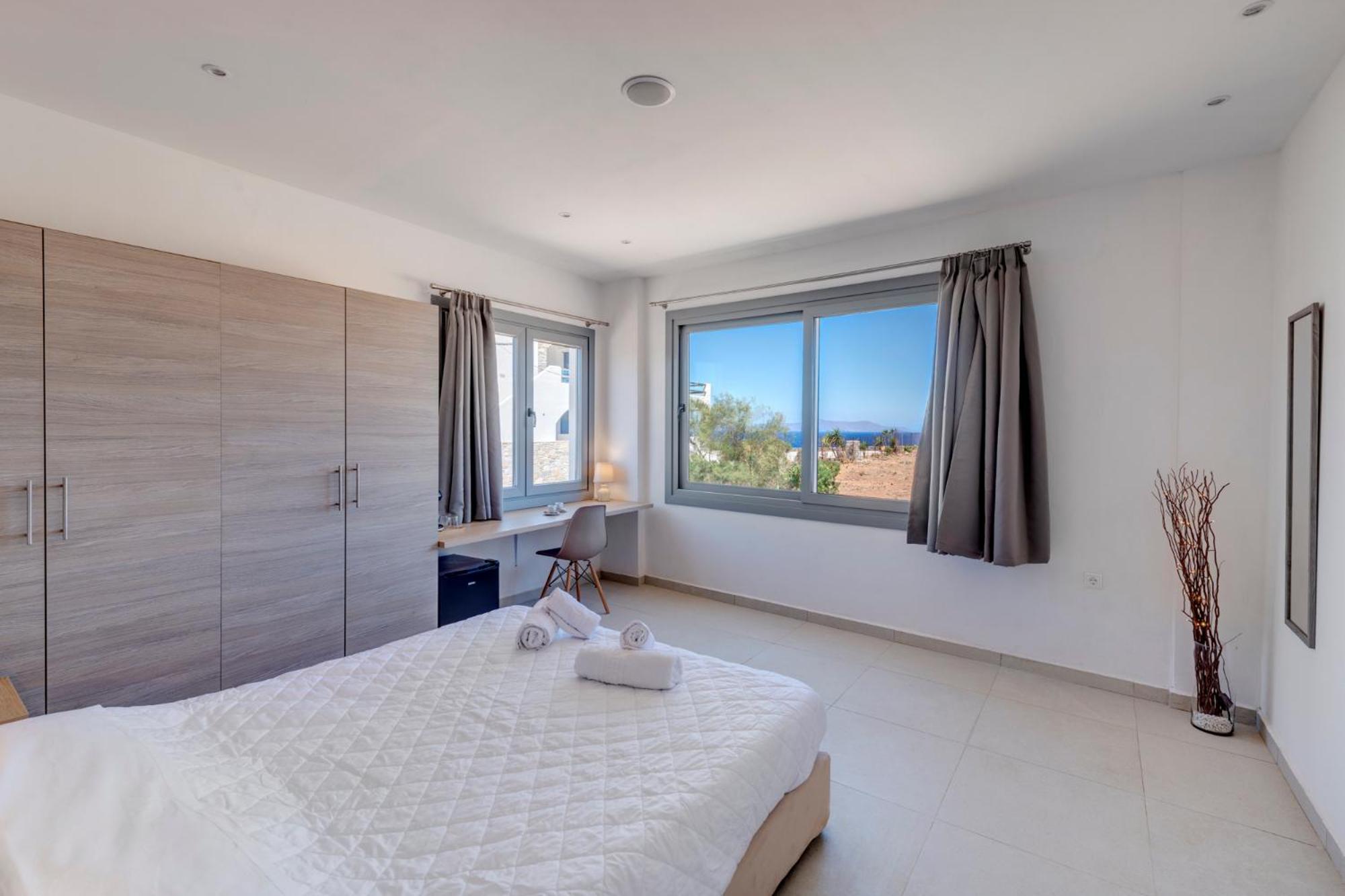 Deluxe Suite with Sea View photo 1