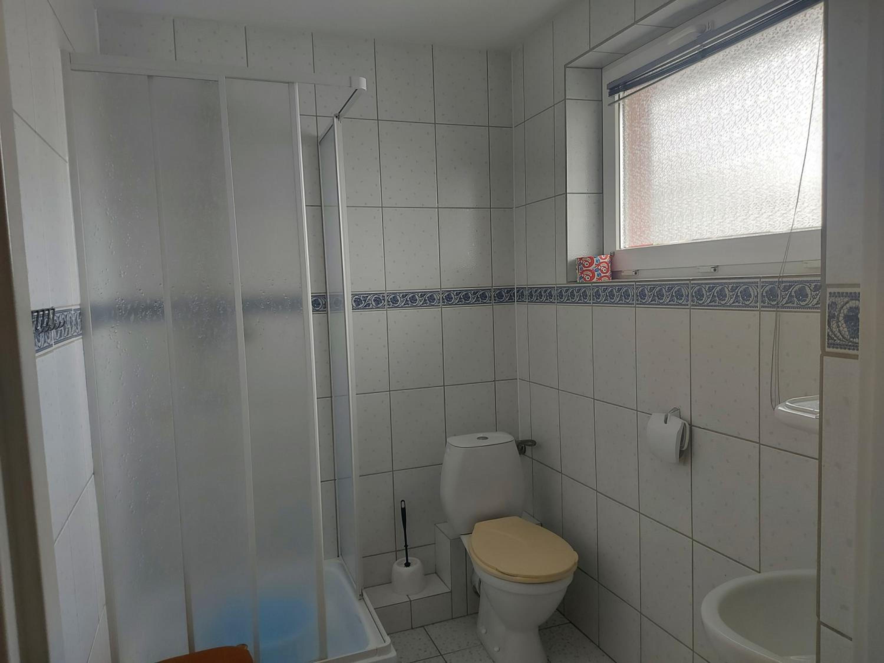 Triple Room with Private Bathroom photo 2