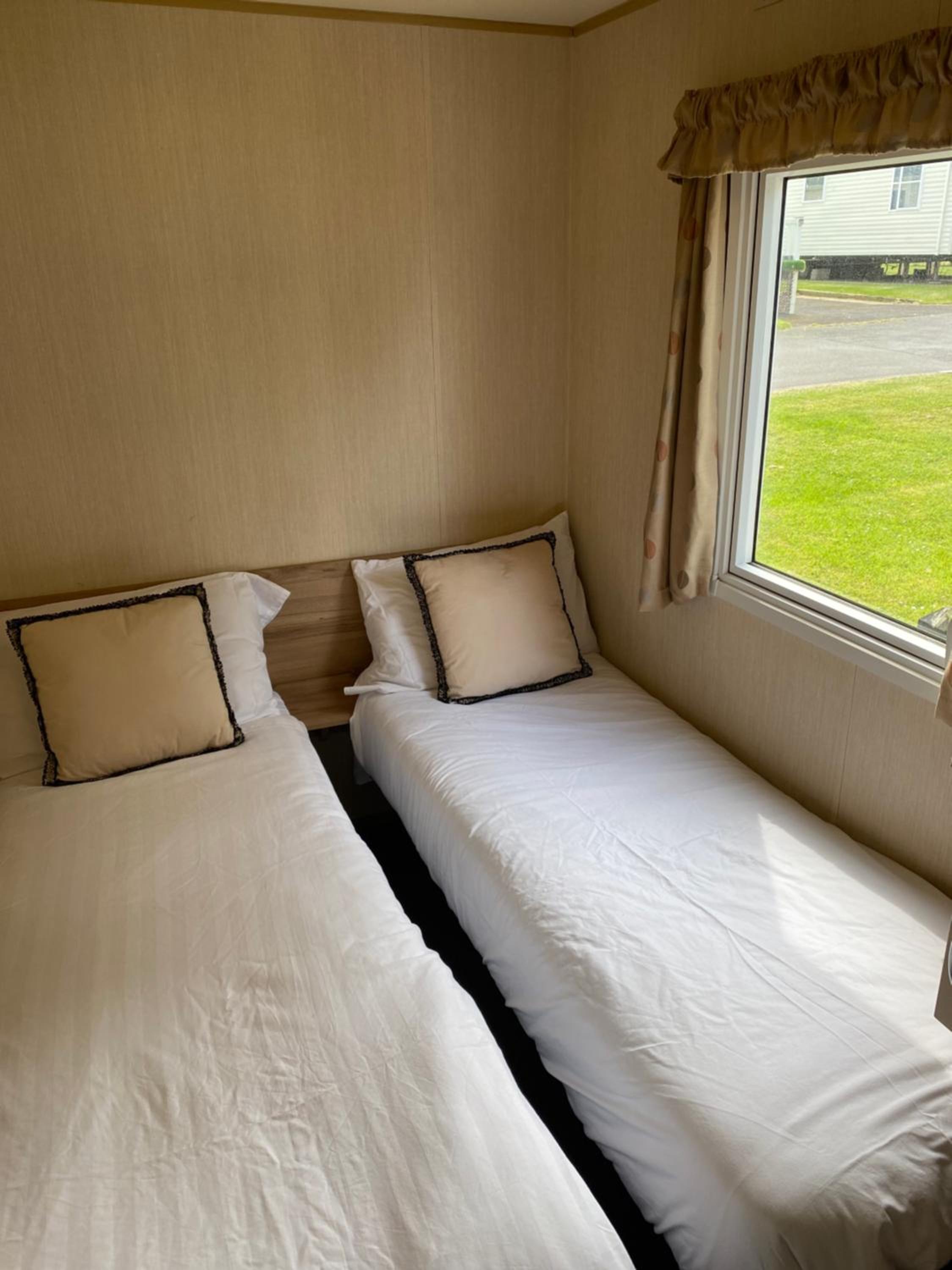 Caravan - Photo 1