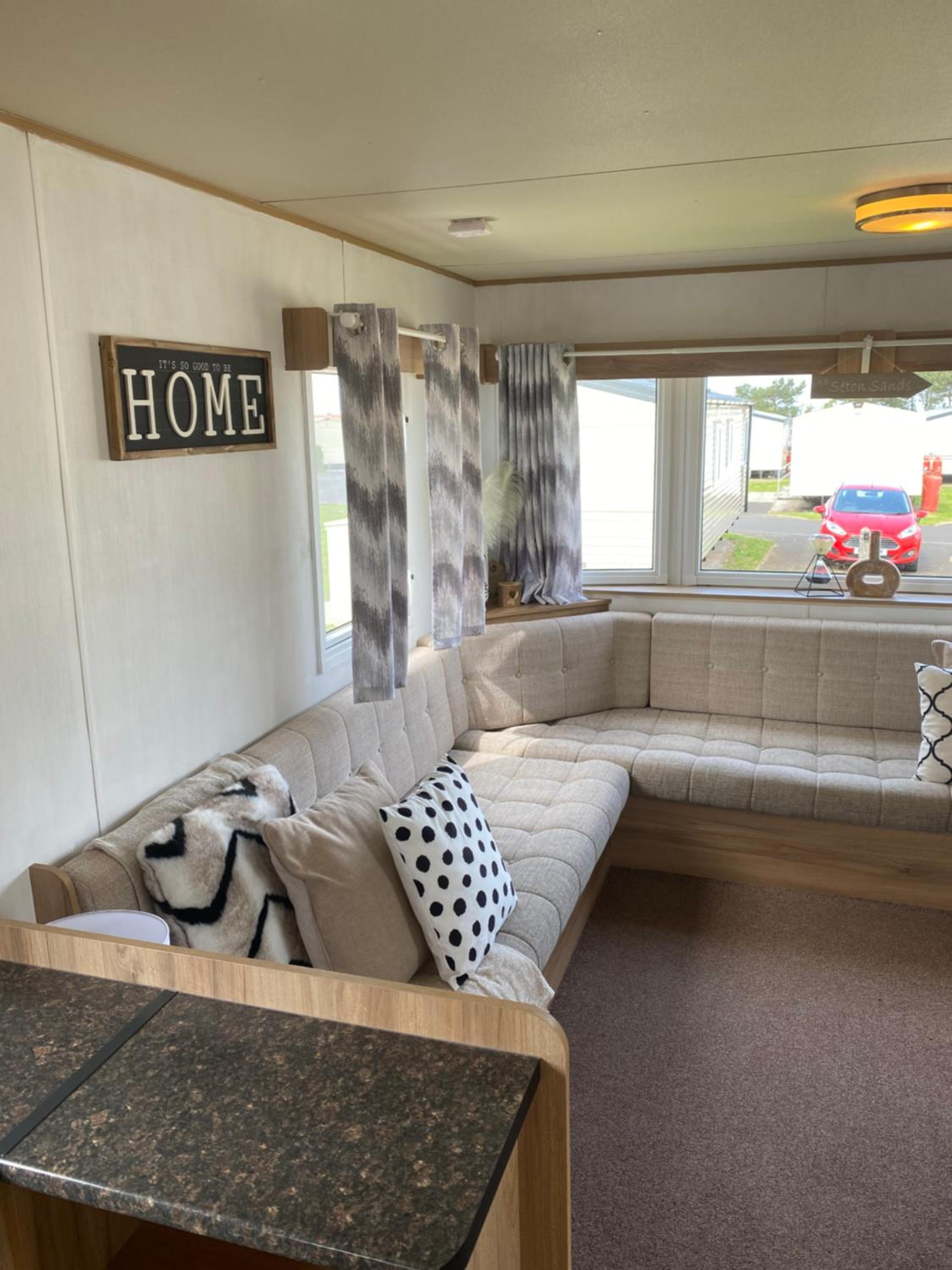 Caravan - Photo 12