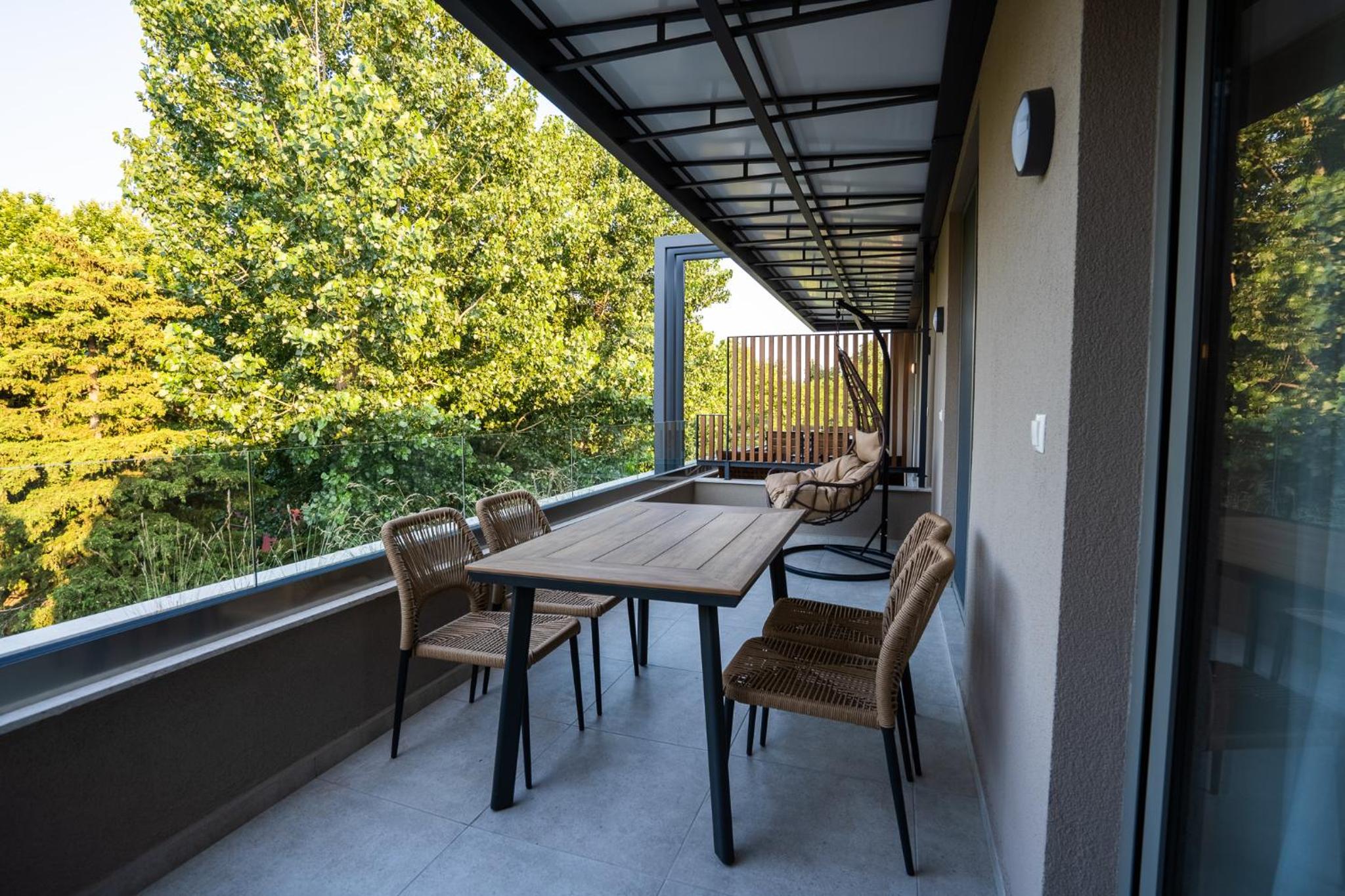 Deluxe Suite - Photo 3