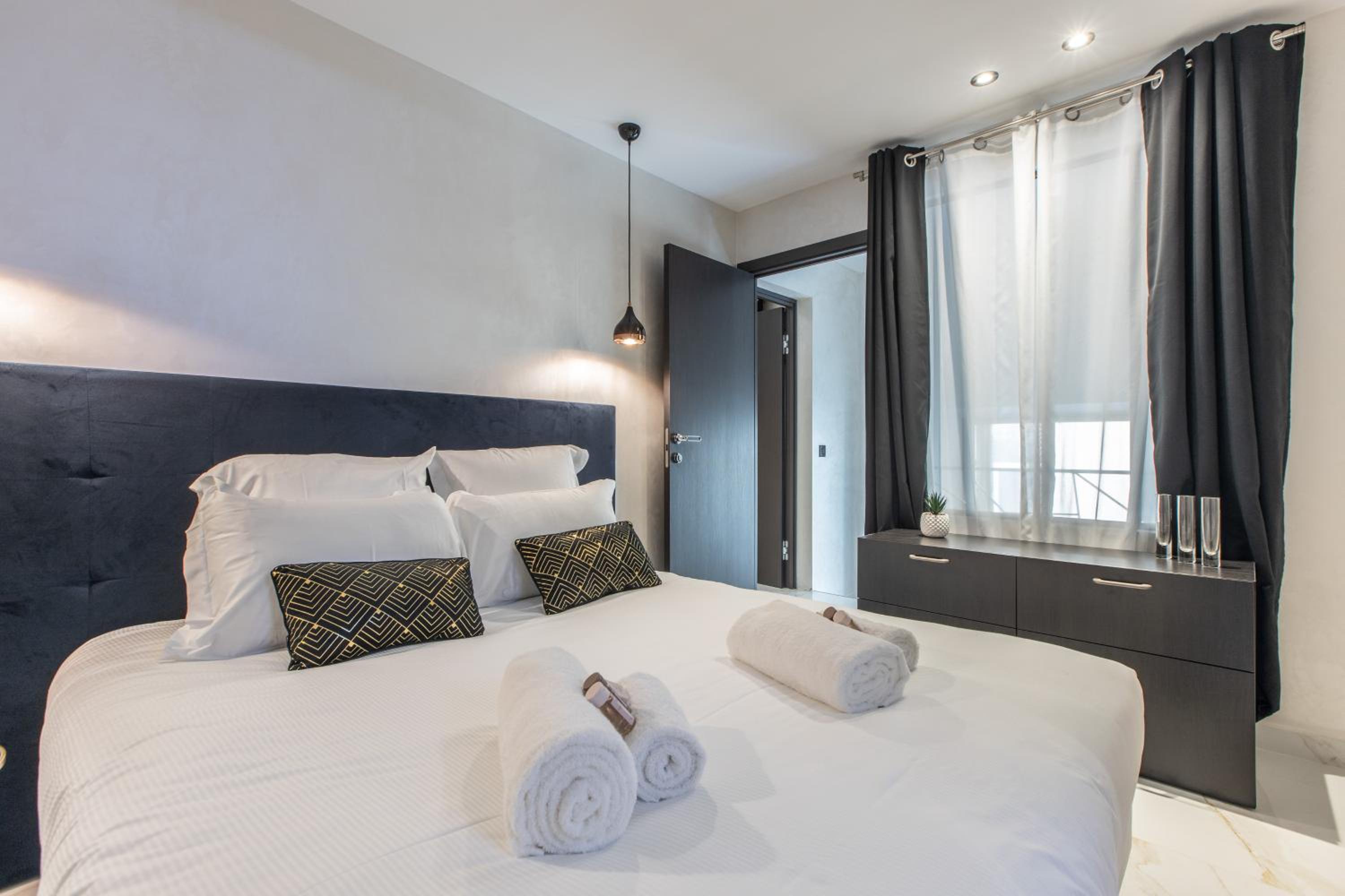 RUBIS - Four-Bedroom Apartment with balcony - Photo 12
