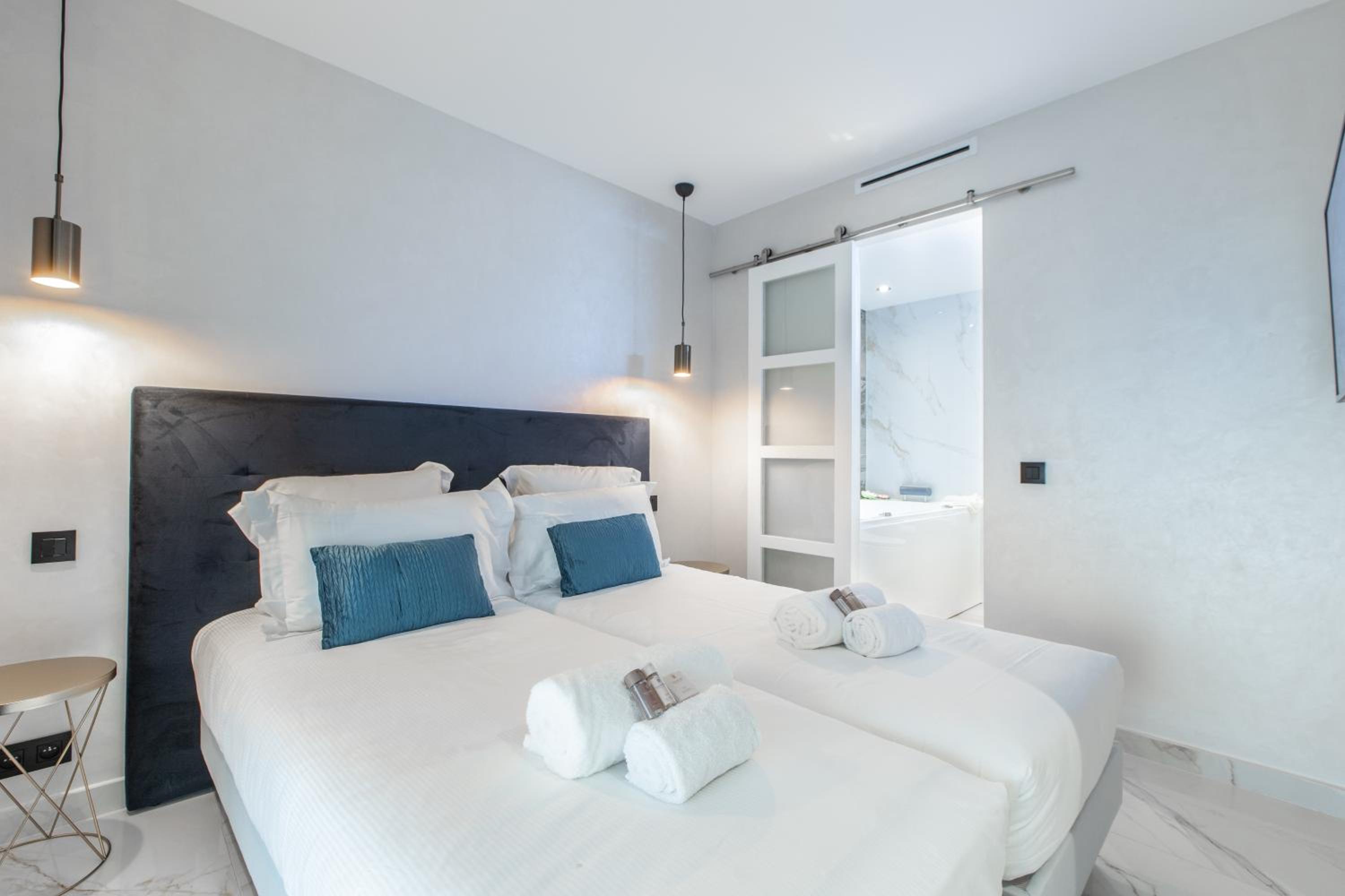 RUBIS - Four-Bedroom Apartment with balcony - Photo 15