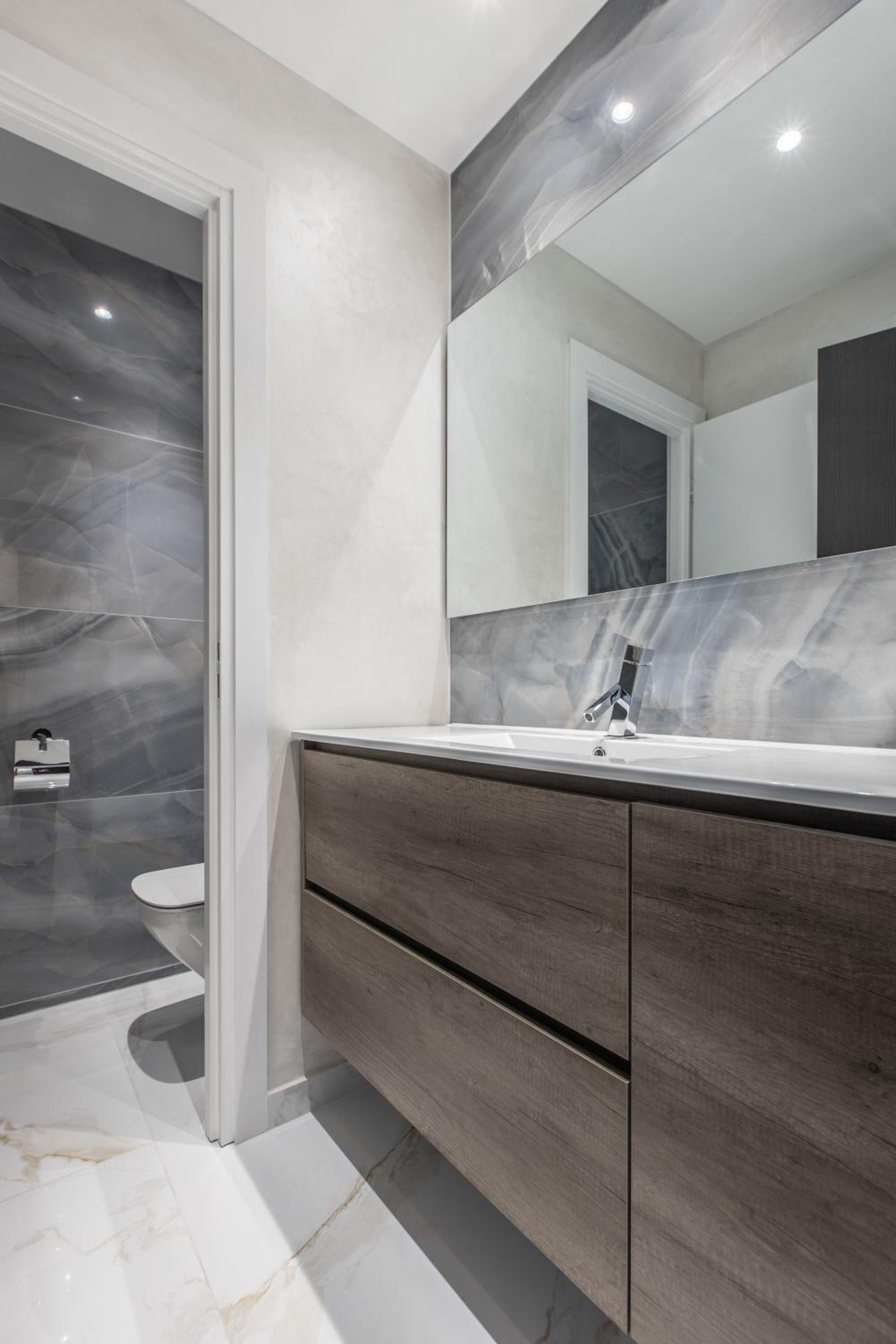RUBIS - Four-Bedroom Apartment with balcony - Photo 20