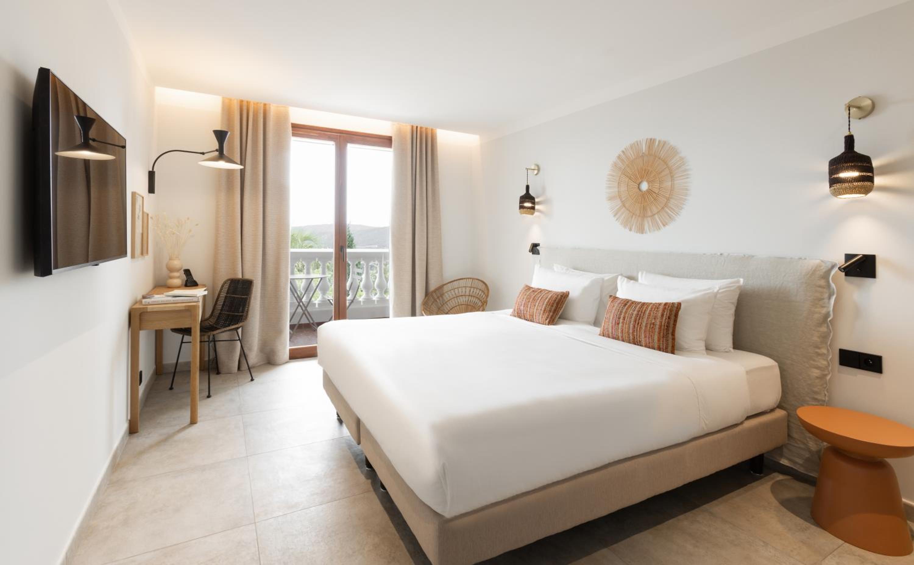 Classic Room - Photo 1