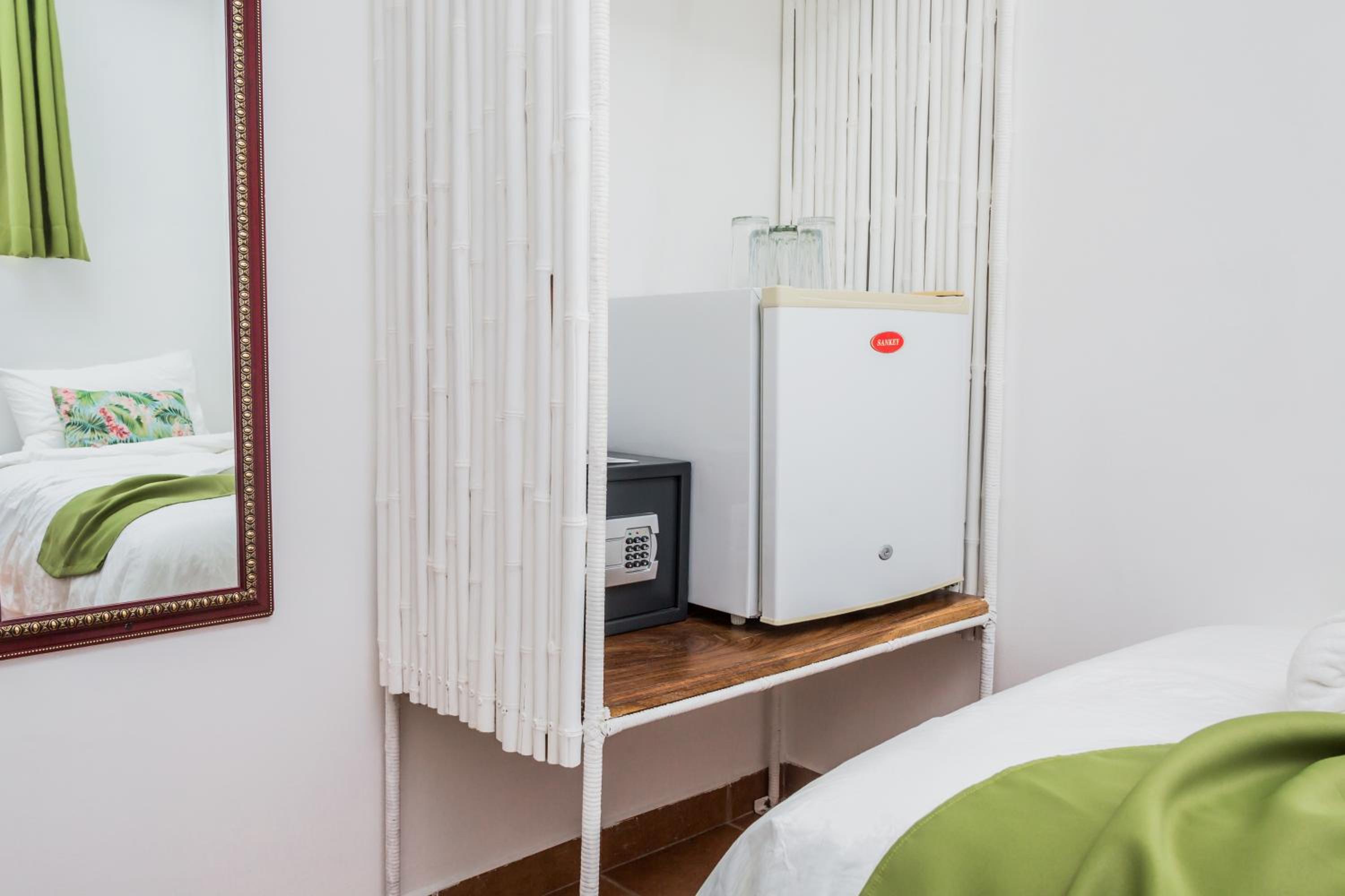 Budget Double Room photo 3