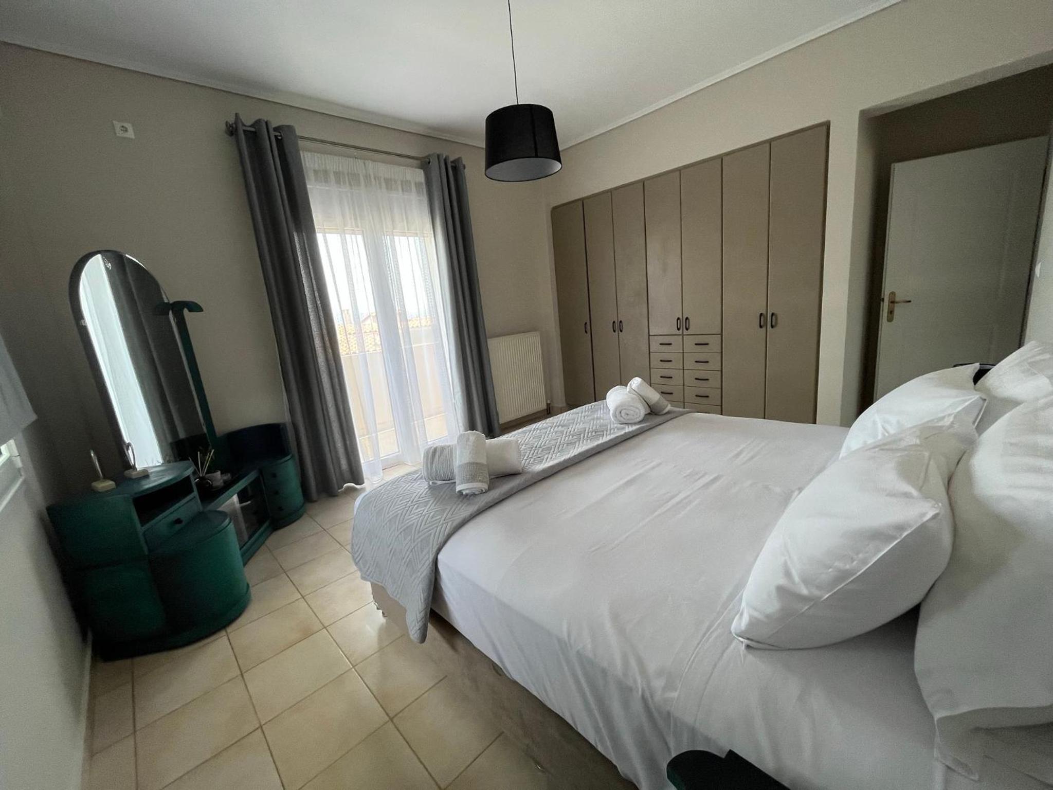 Two-Bedroom Apartment - Photo 14