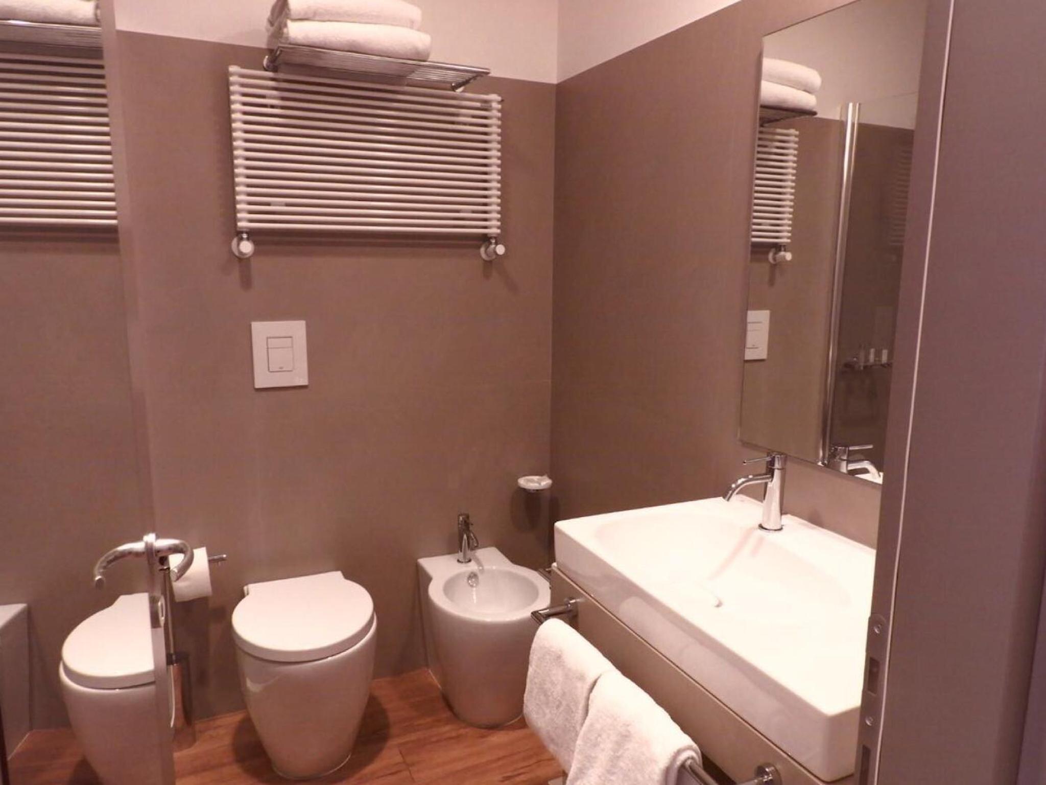 Deluxe Triple Room photo 2