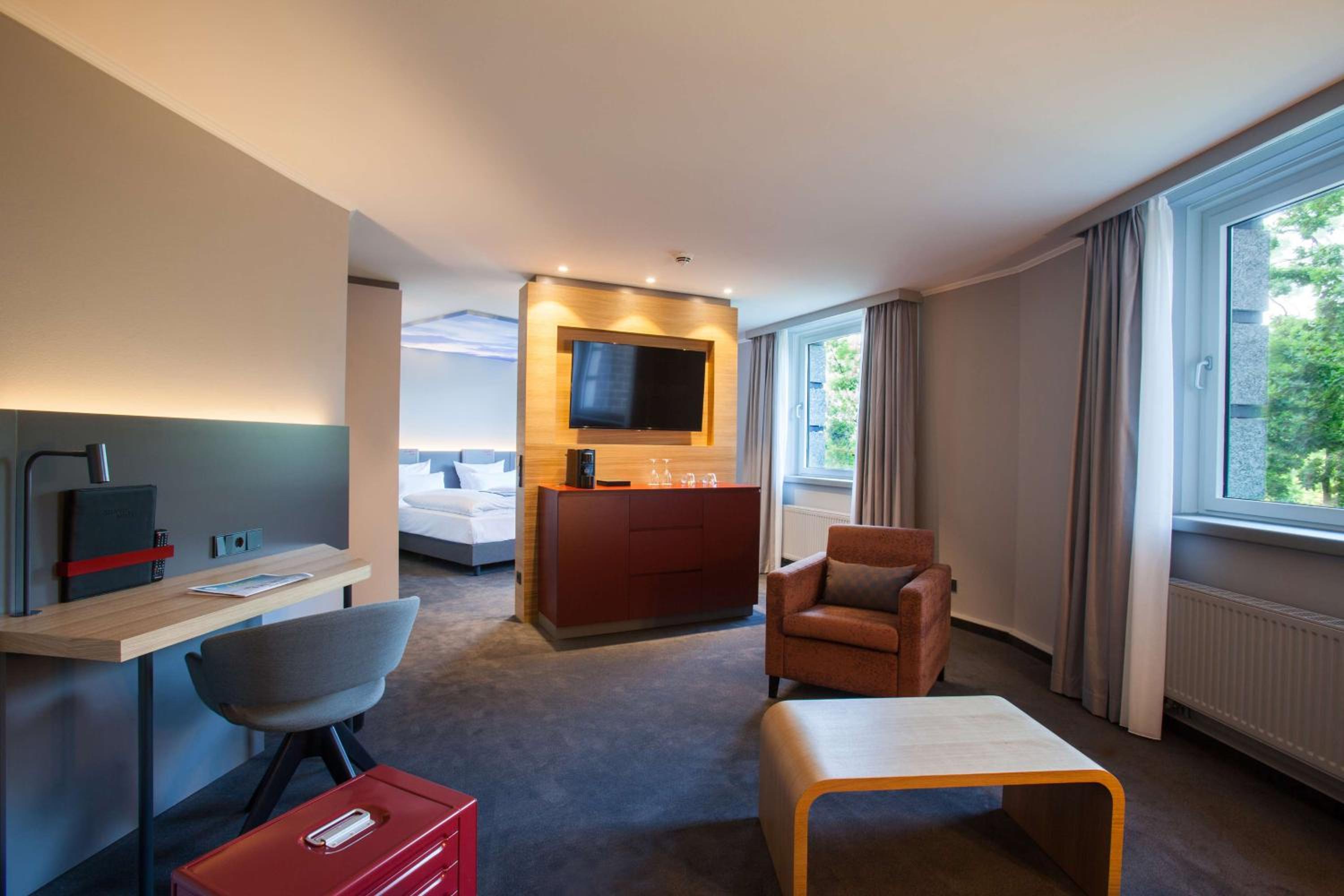 Suite - Photo 2