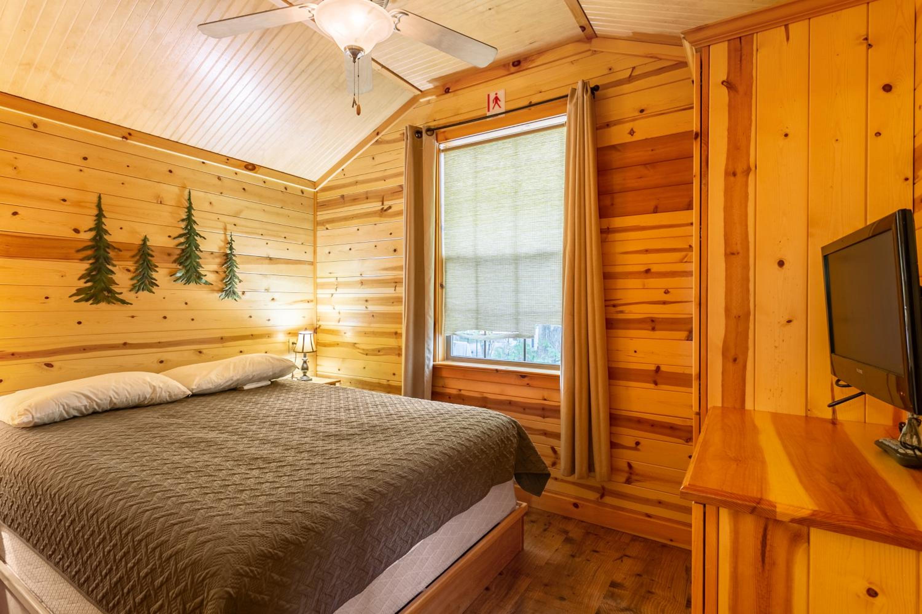 Two-Bedroom Premier Cottage photo 1