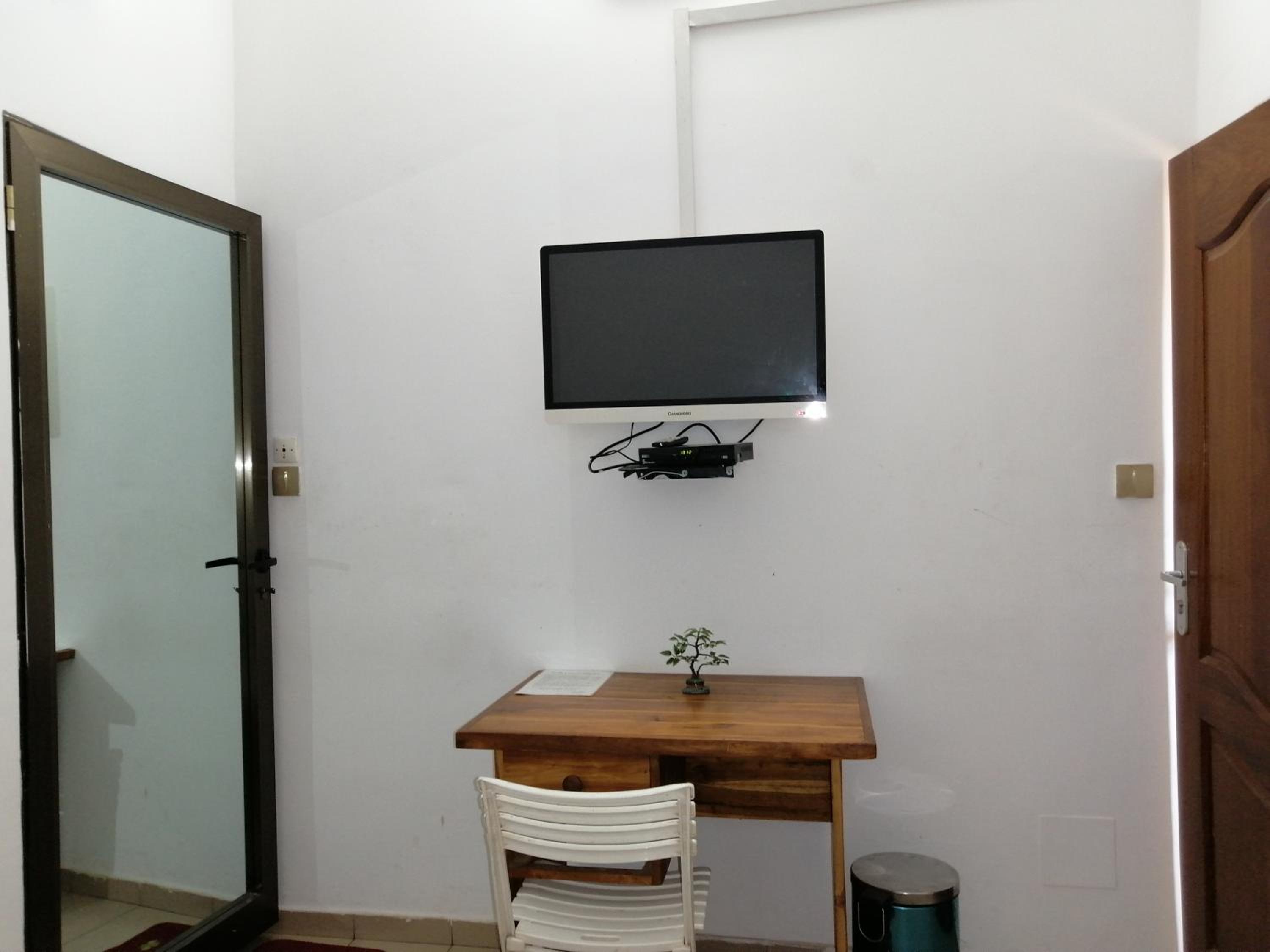 Standard Double Room with Fan photo 1