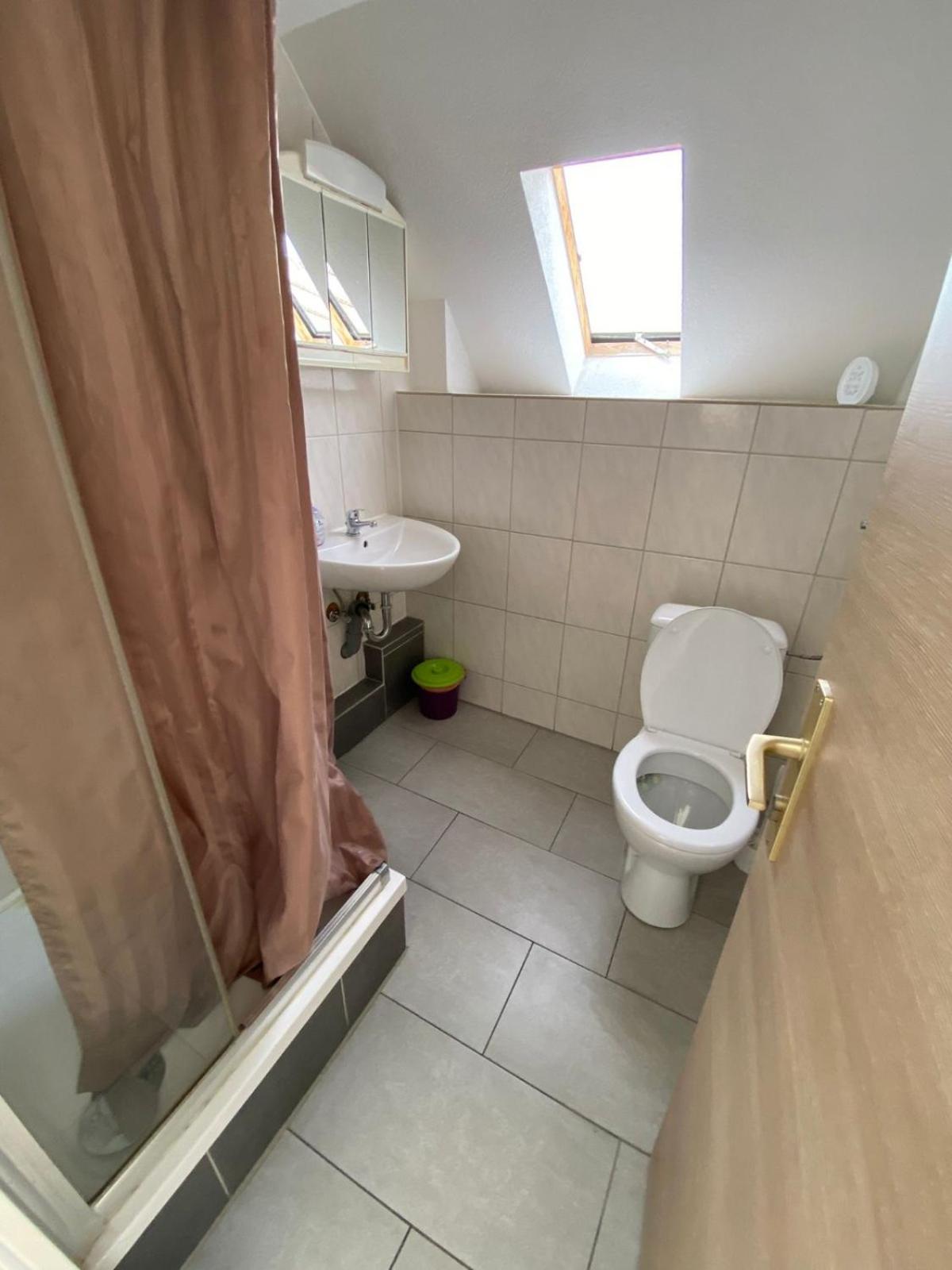 Double Room with Shared Bathroom photo 1