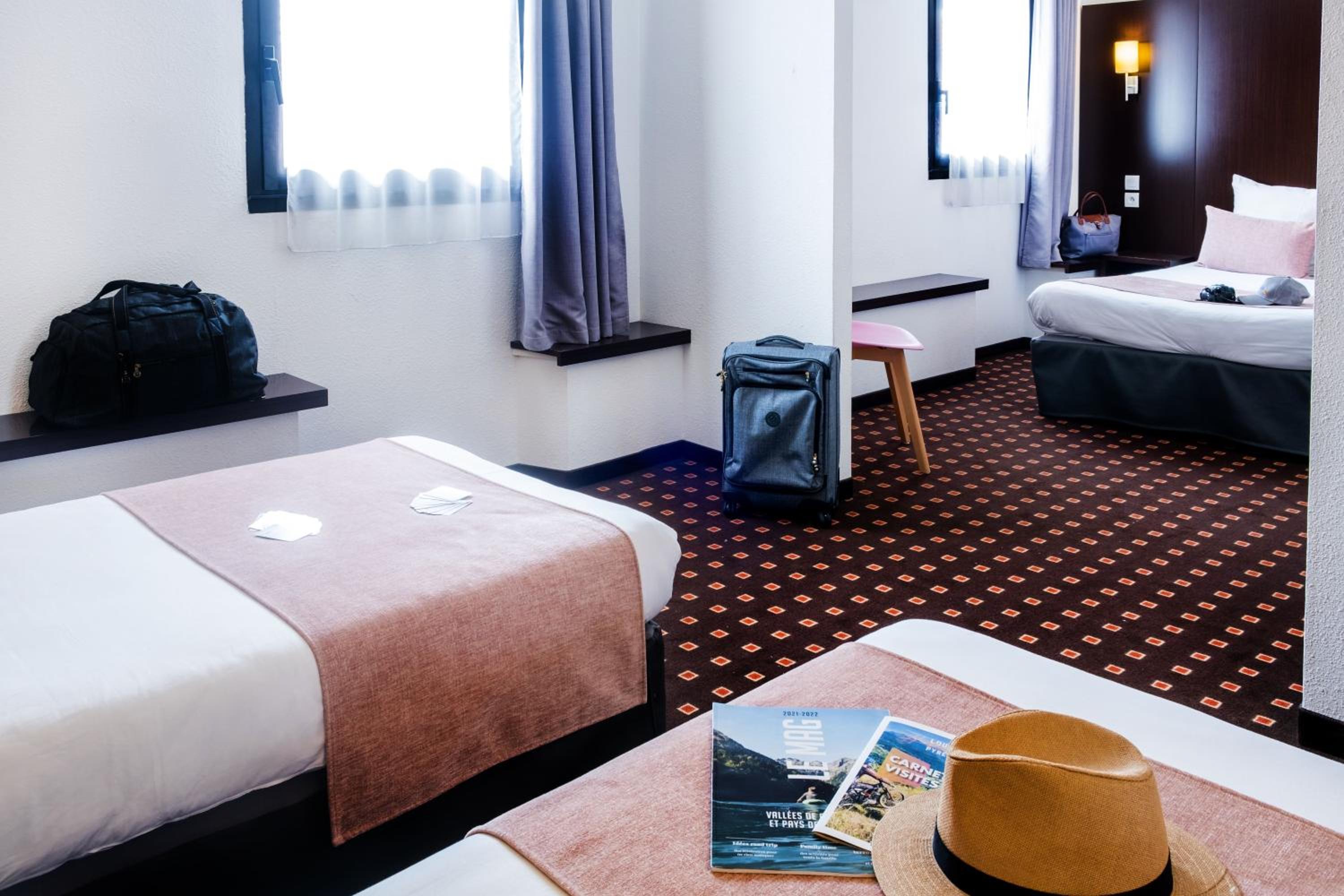 Quadruple Room - Photo 1