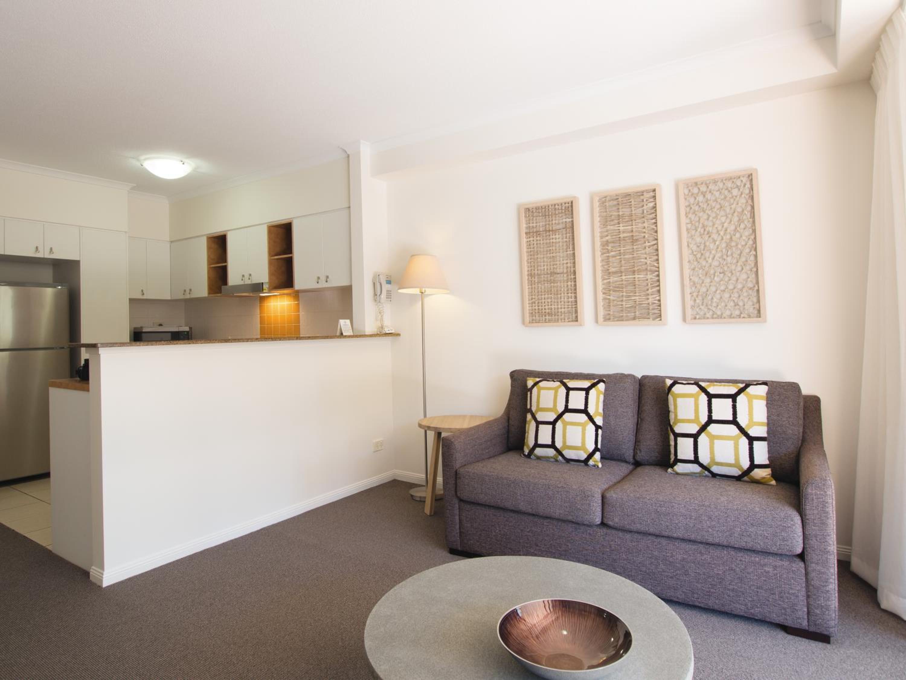 One-Bedroom Apartment - Photo 5