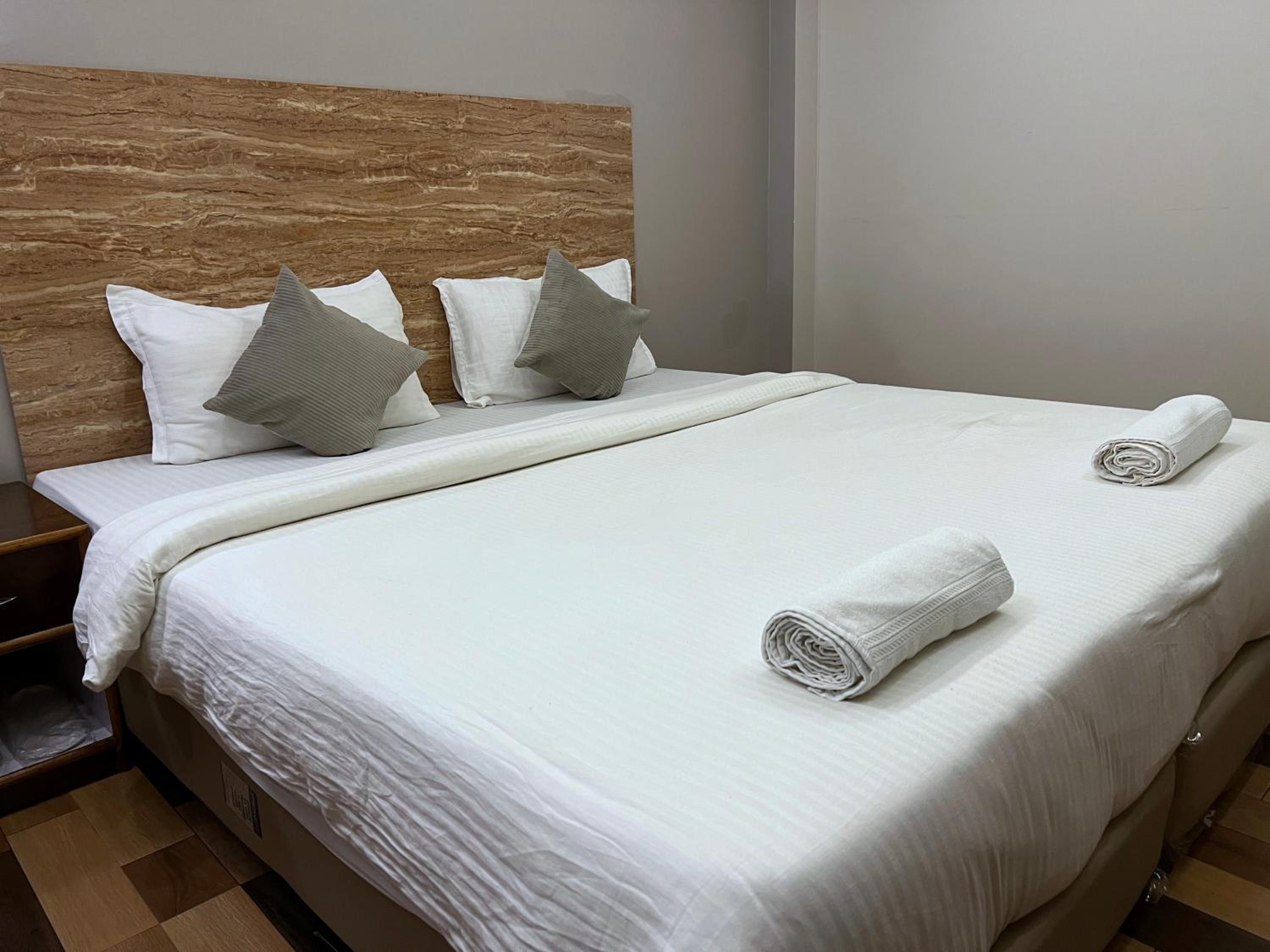 Standard Double Room - Photo 5