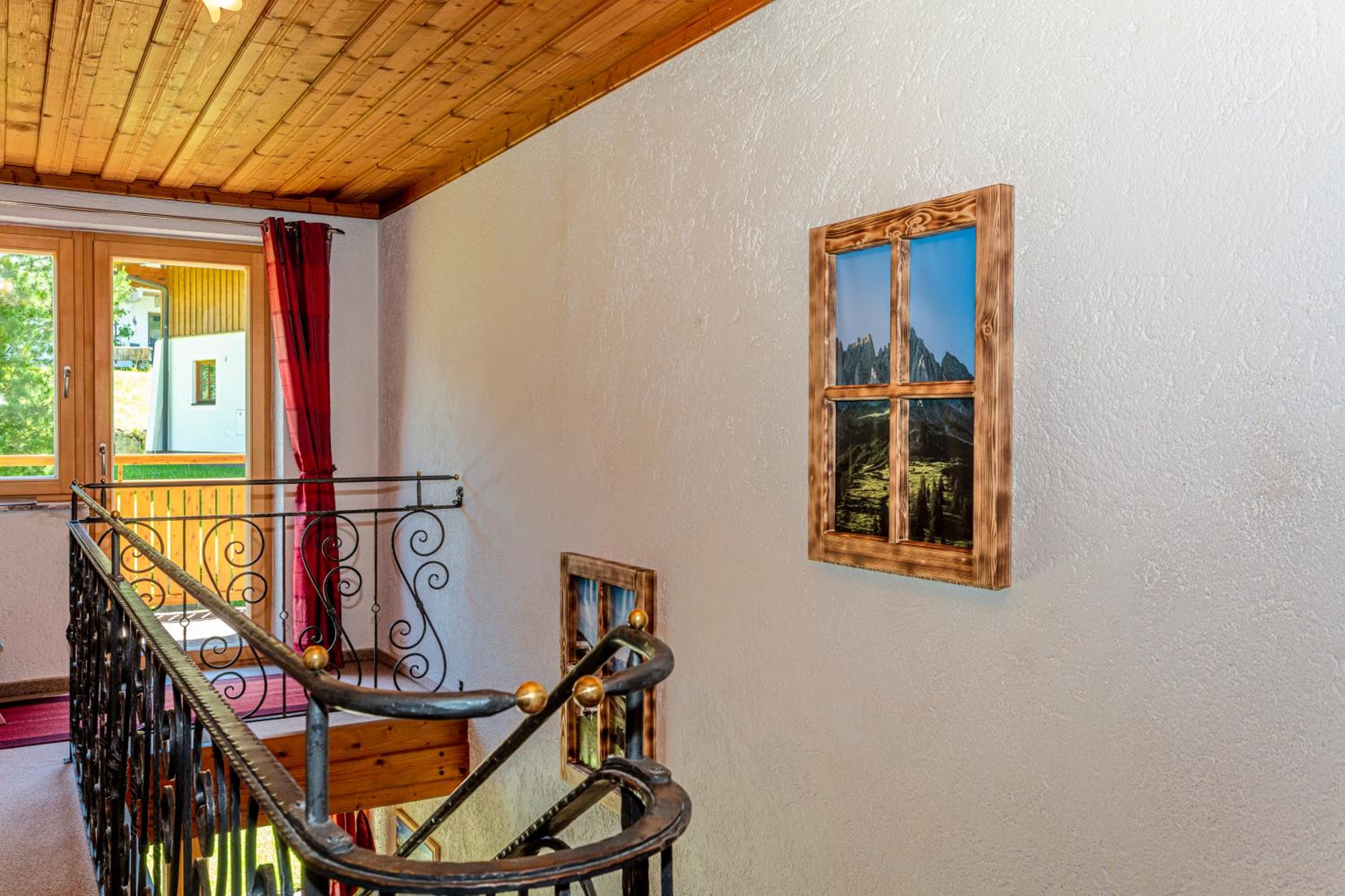 One-Bedroom Apartment with Balcony photo 1