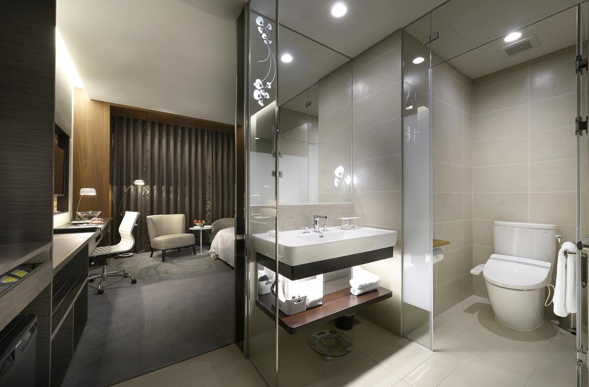 Deluxe Double Room photo 2