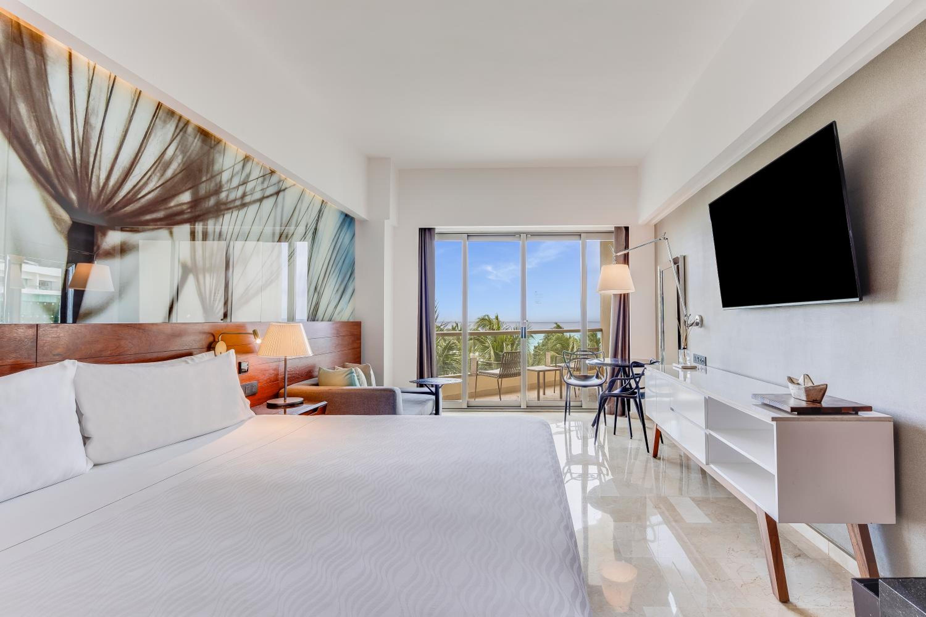Premium Ocean Front with Terrace, 2 Double