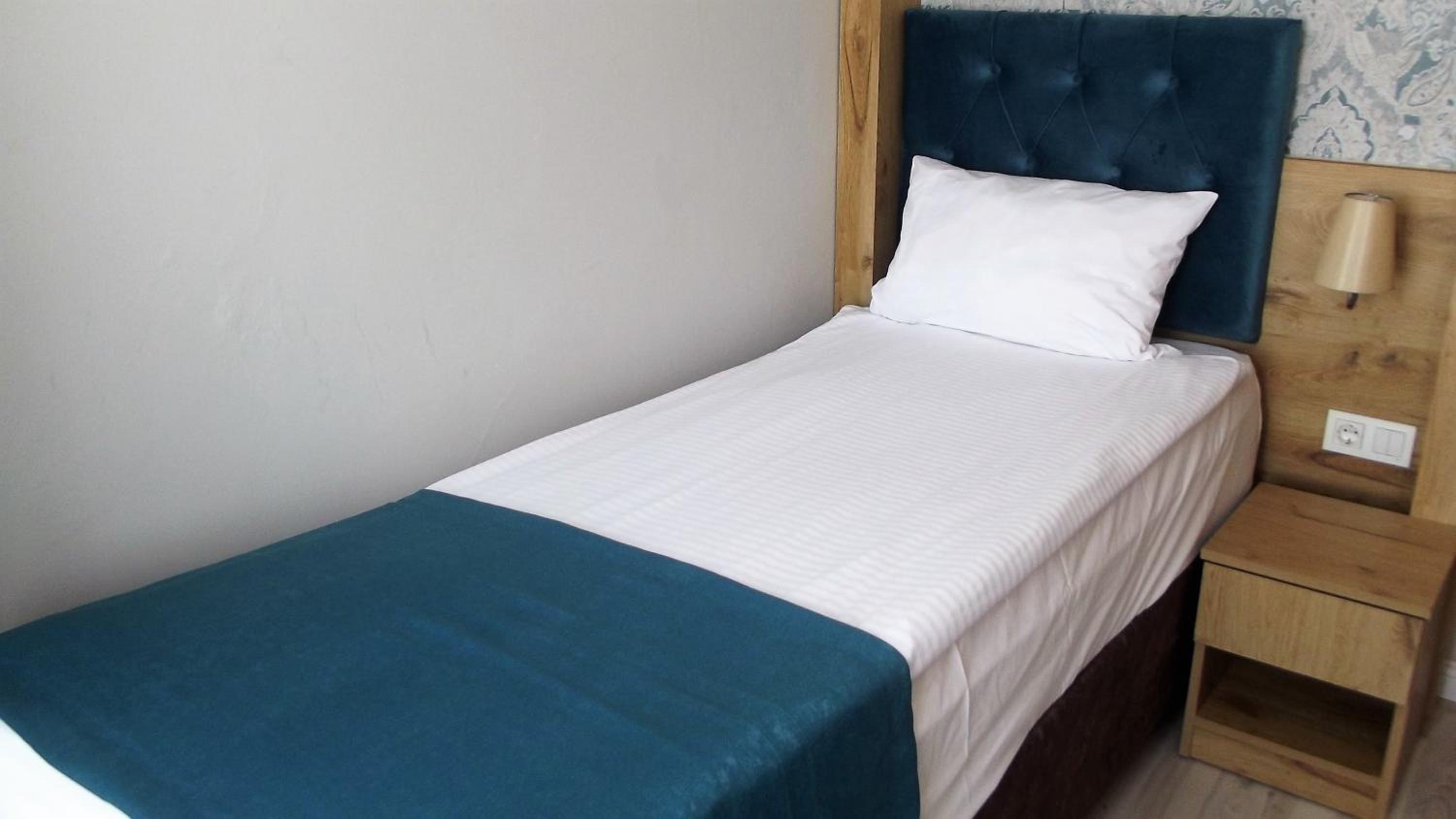 Standard Twin Room photo 1