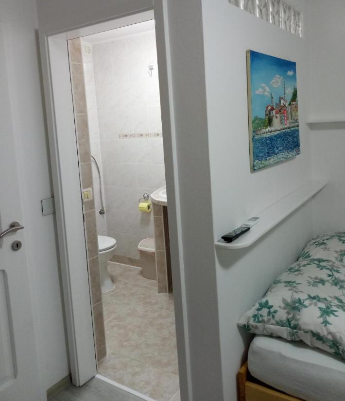 One-Bedroom Apartment - Photo 24