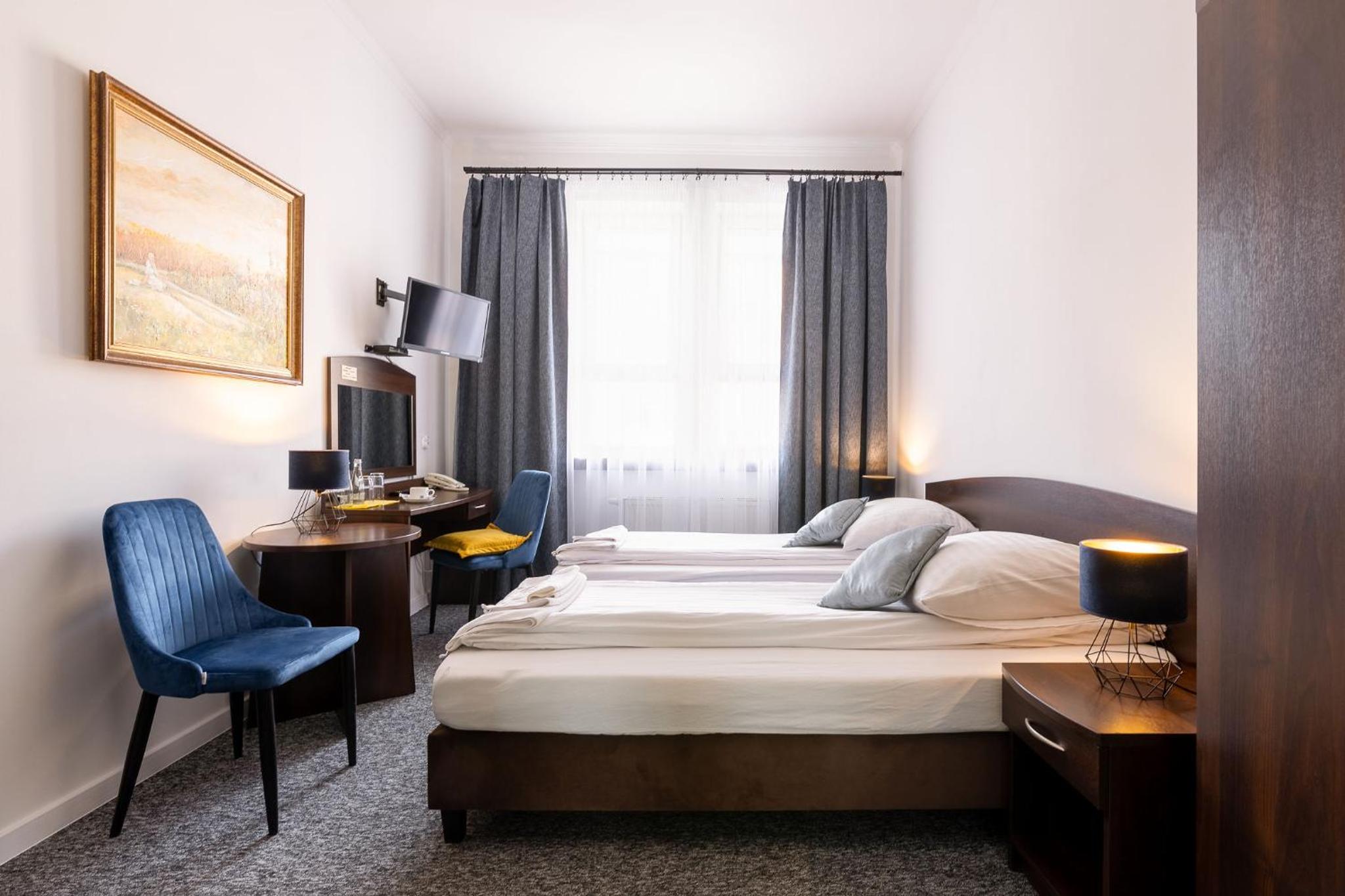 Standard Twin Room photo 2