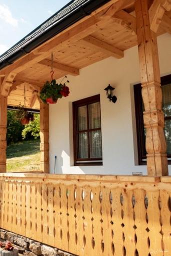 Three-Bedroom House - Photo 19
