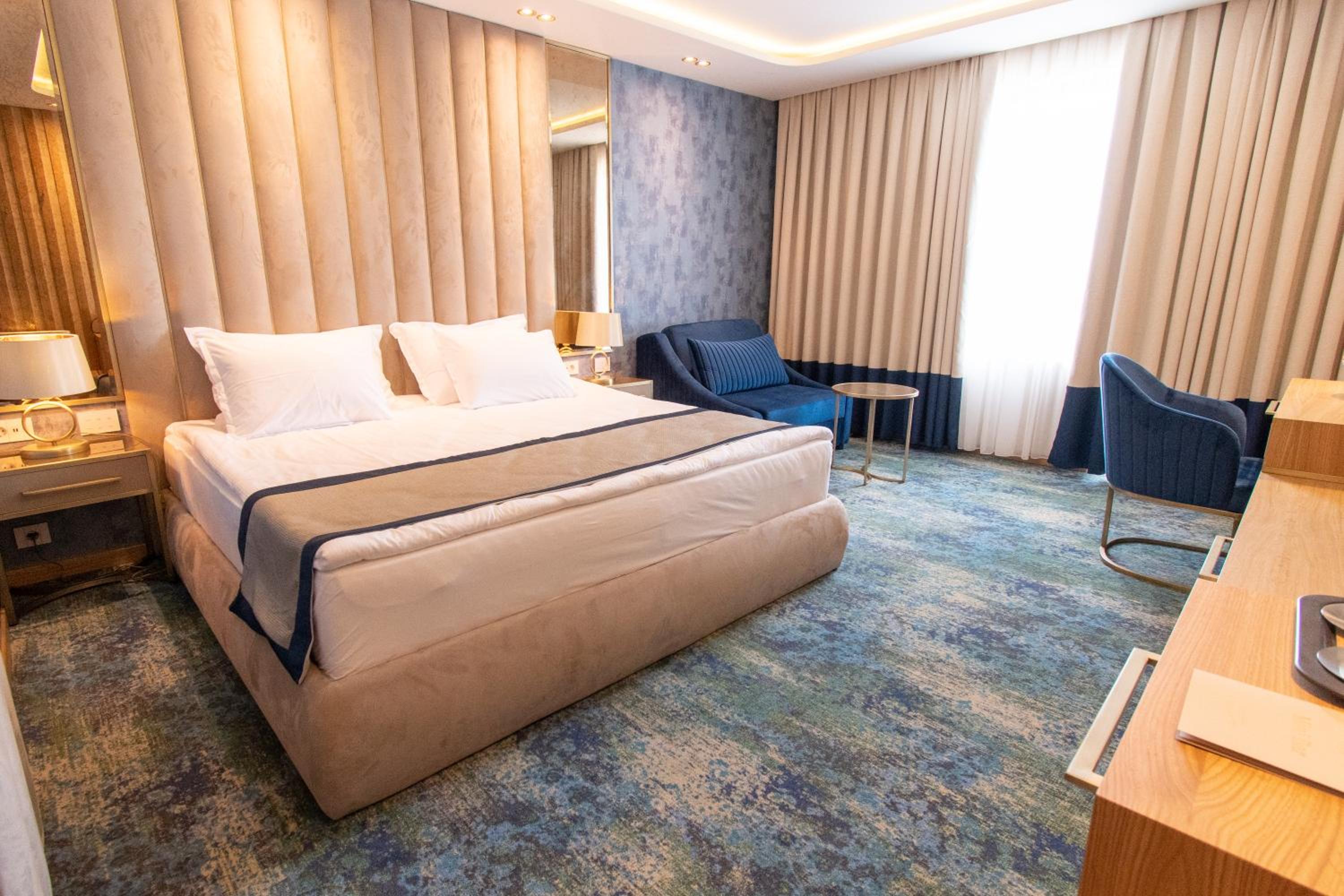 Deluxe Double or Twin Room - Free Beach Access - Photo 1