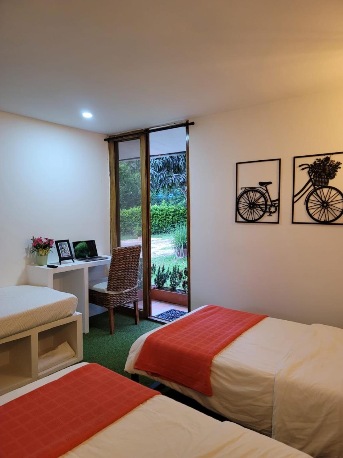 Twin Room with Lake View photo 2