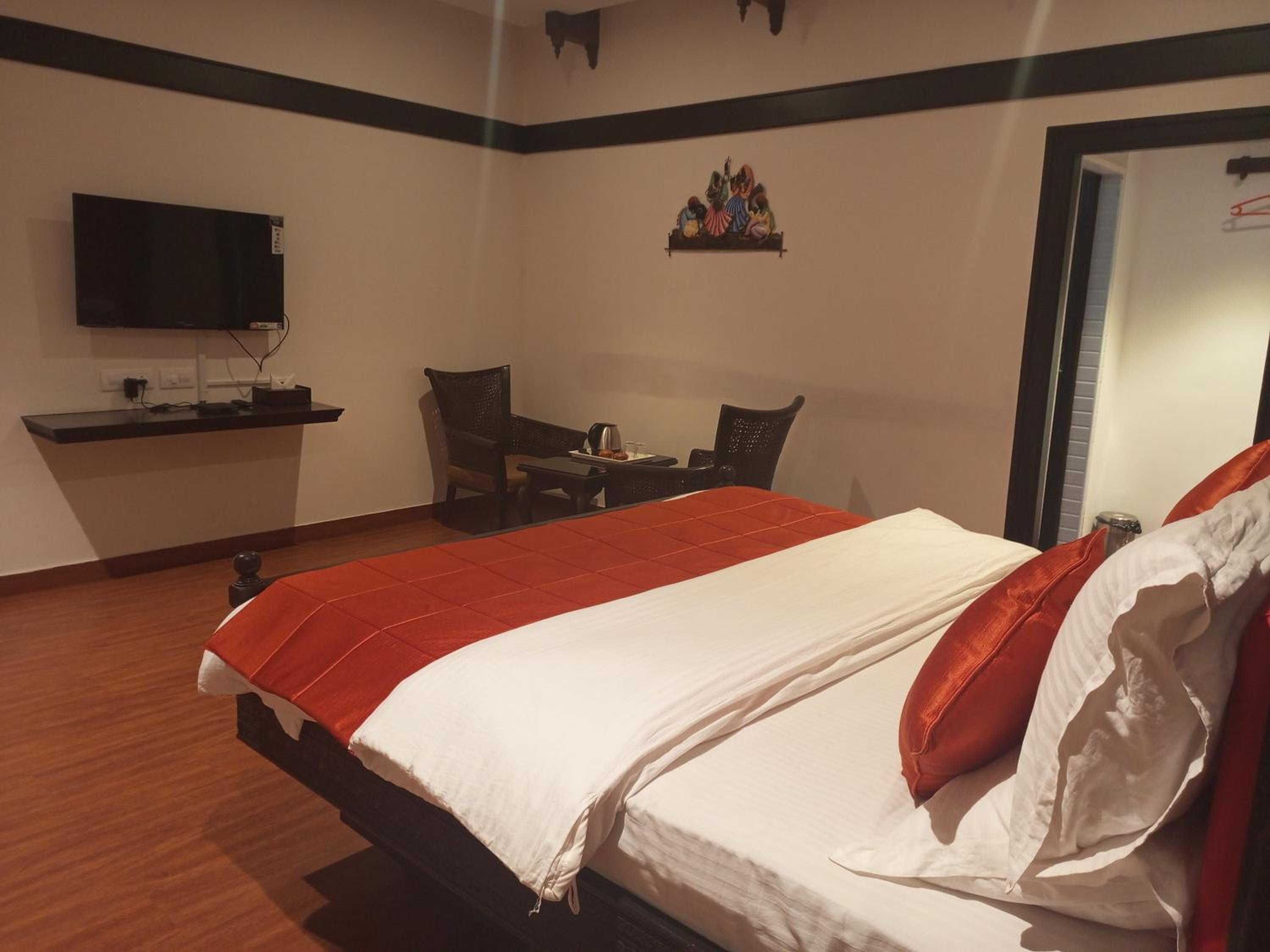 Deluxe Double Room - Photo 1