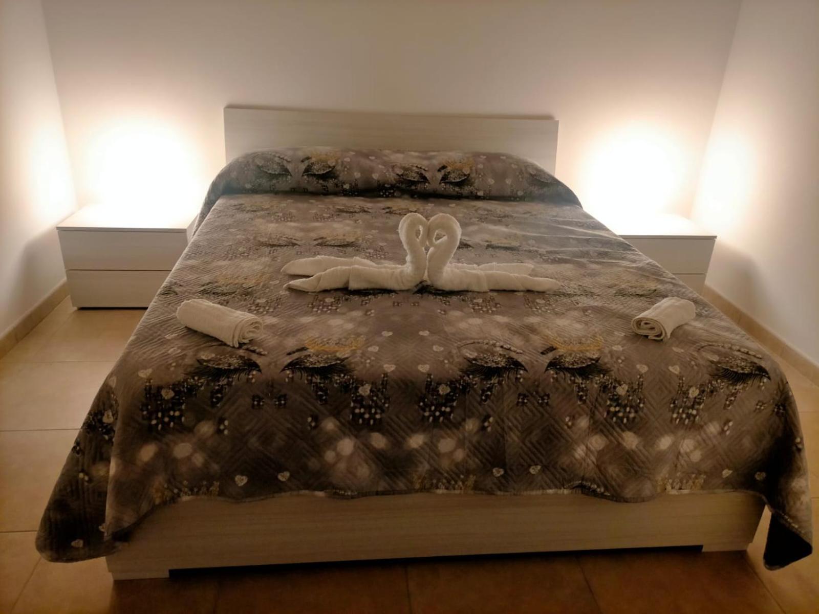 One-Bedroom House photo 1