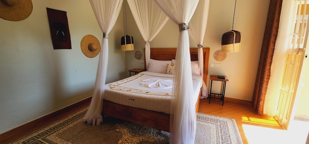 Deluxe Double Room, Courtyard View photo 2