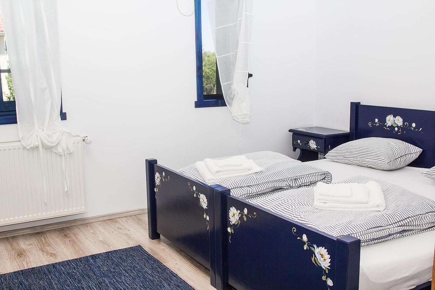 Double Room - Photo 5