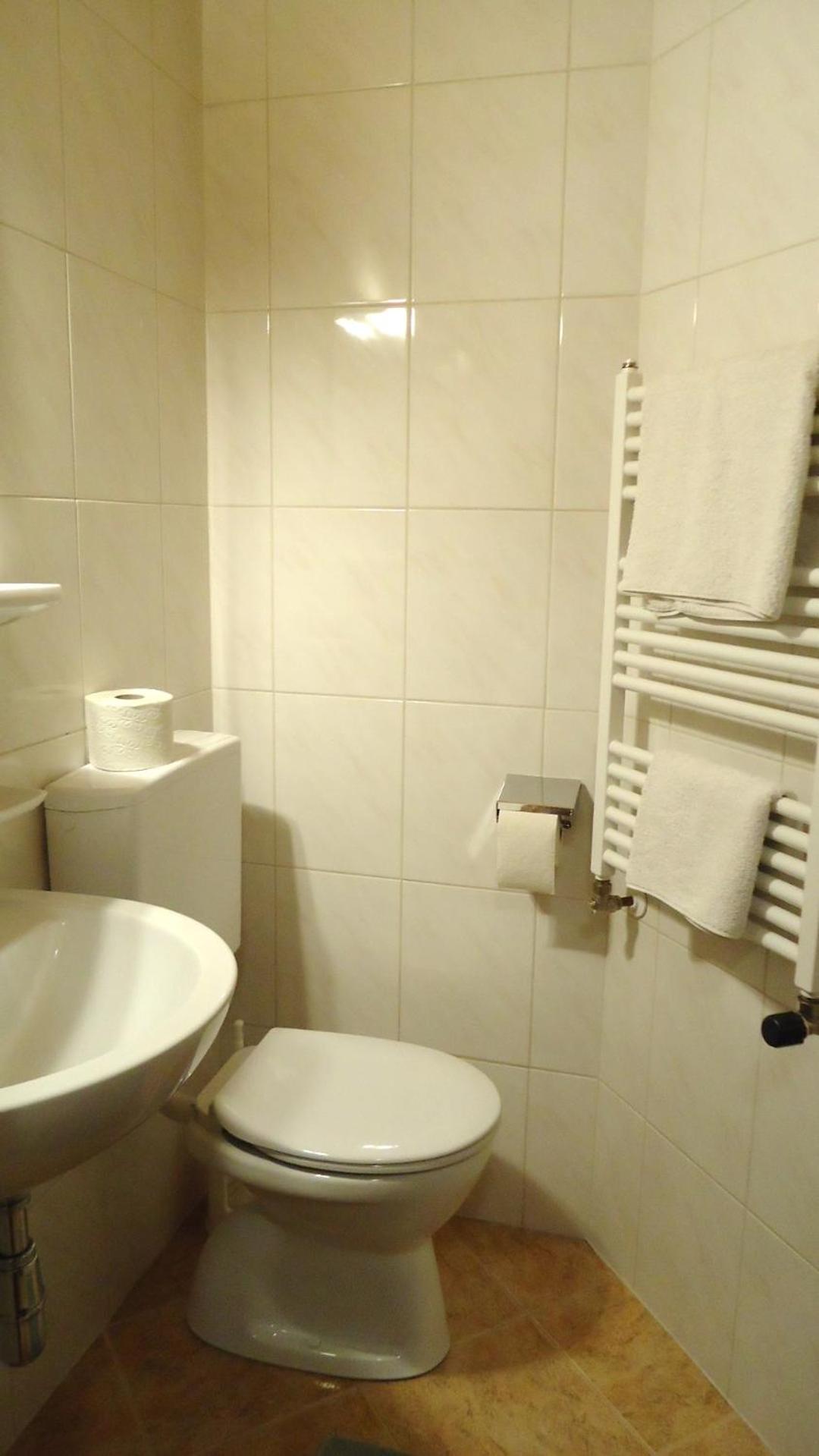 Single Room with Shower photo 2