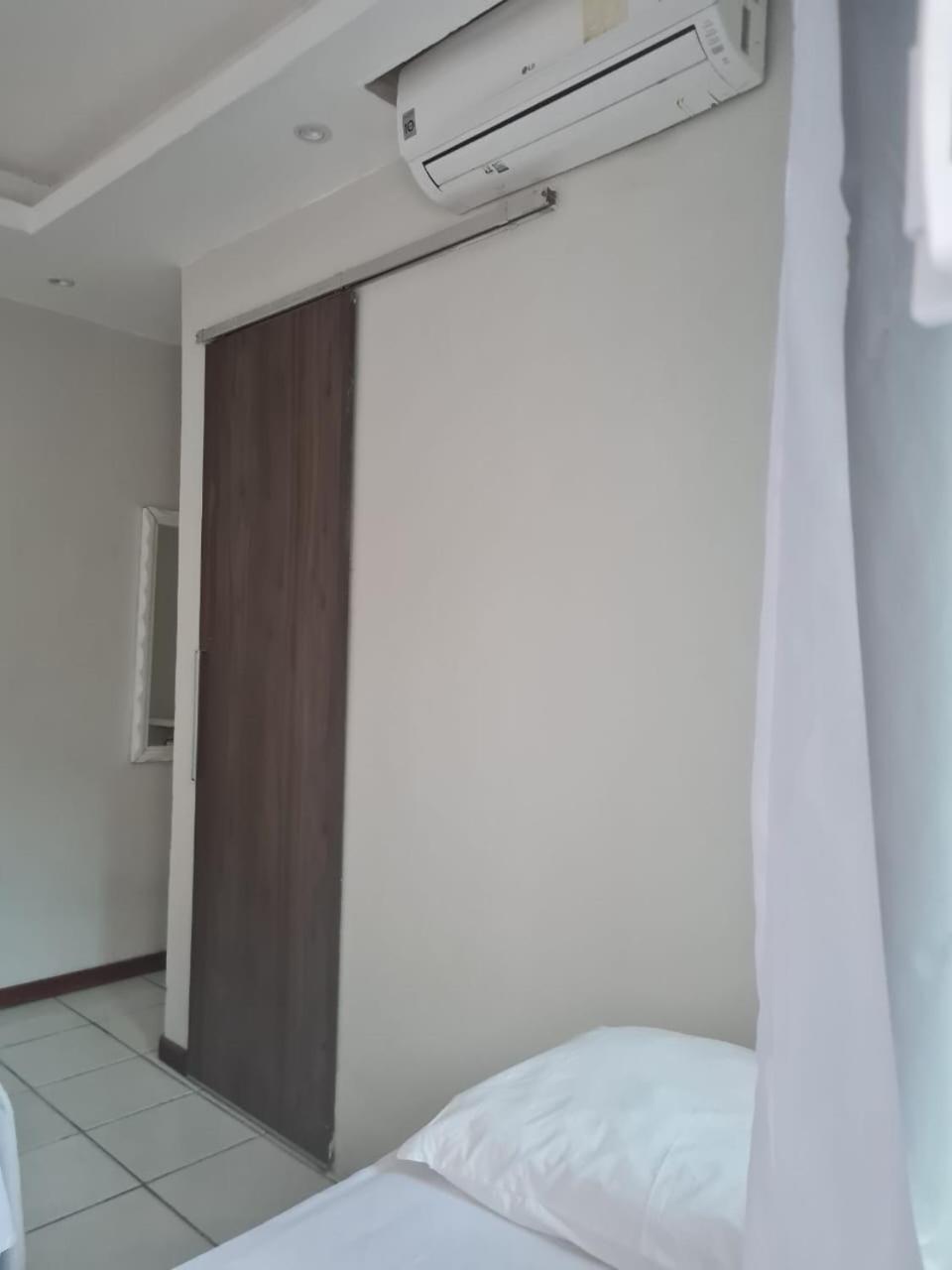 Superior Triple Room photo 2