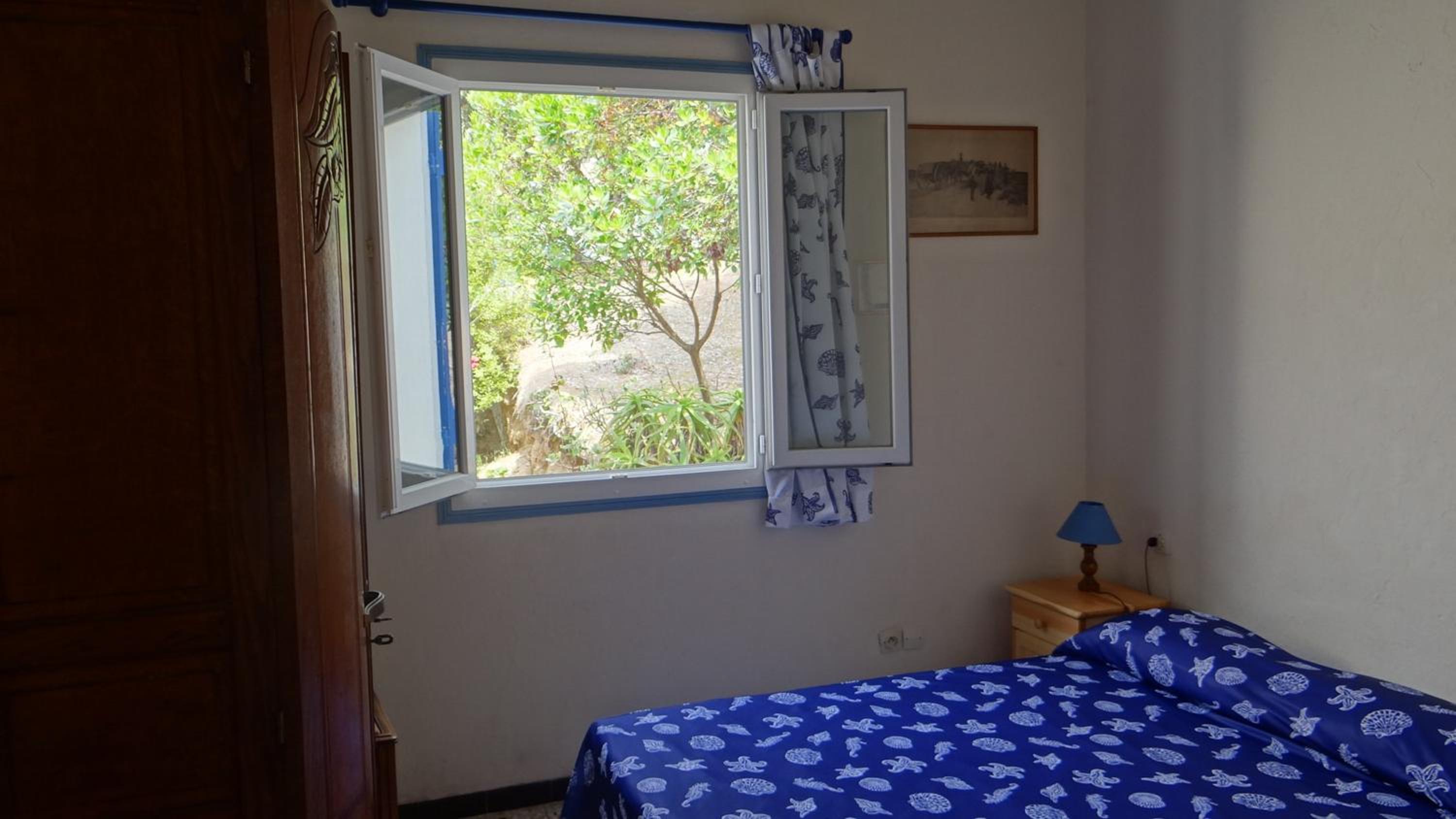 Villa with Sea View photo 2