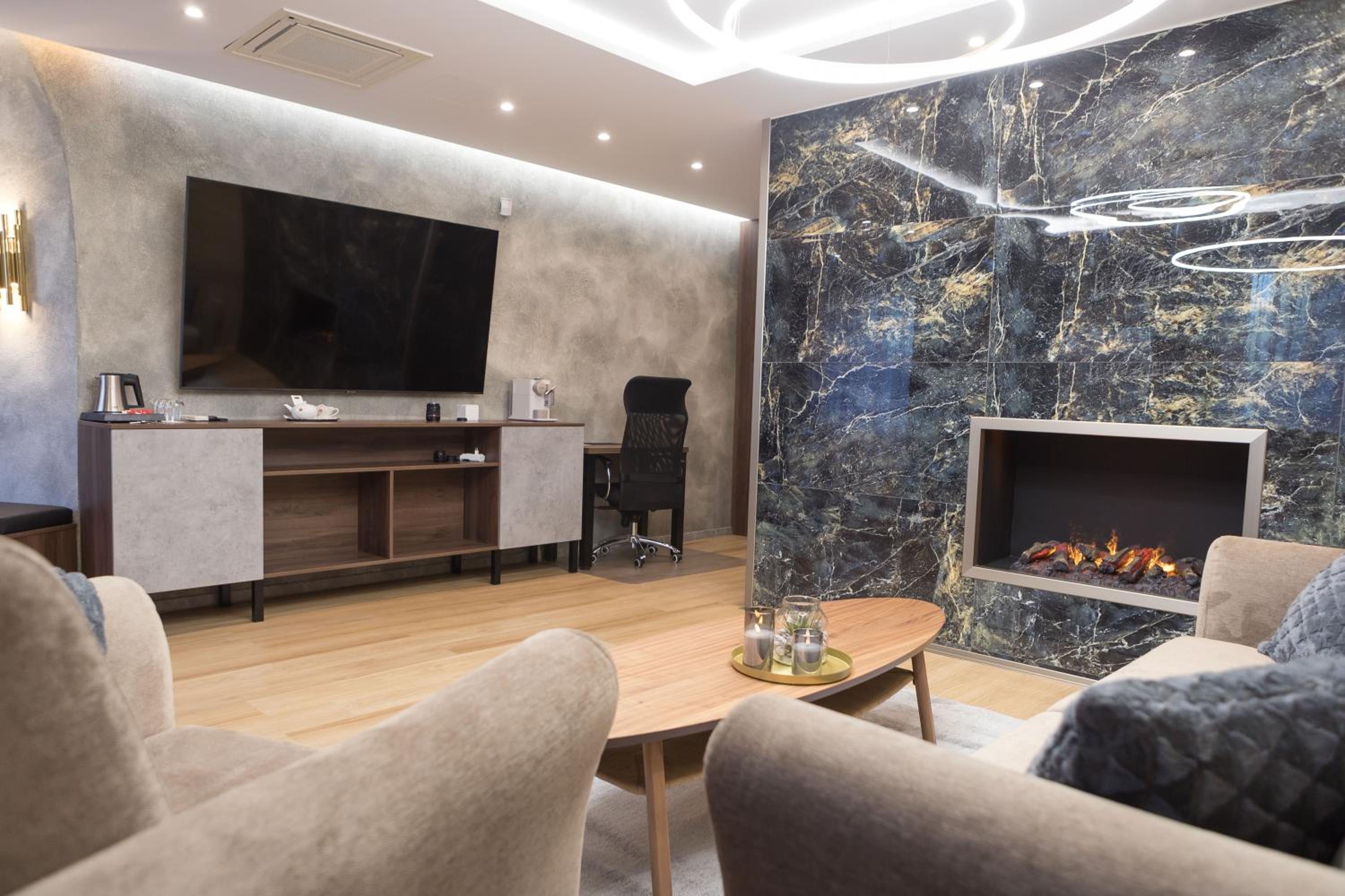 Superior Apartment with Sauna - Photo 8