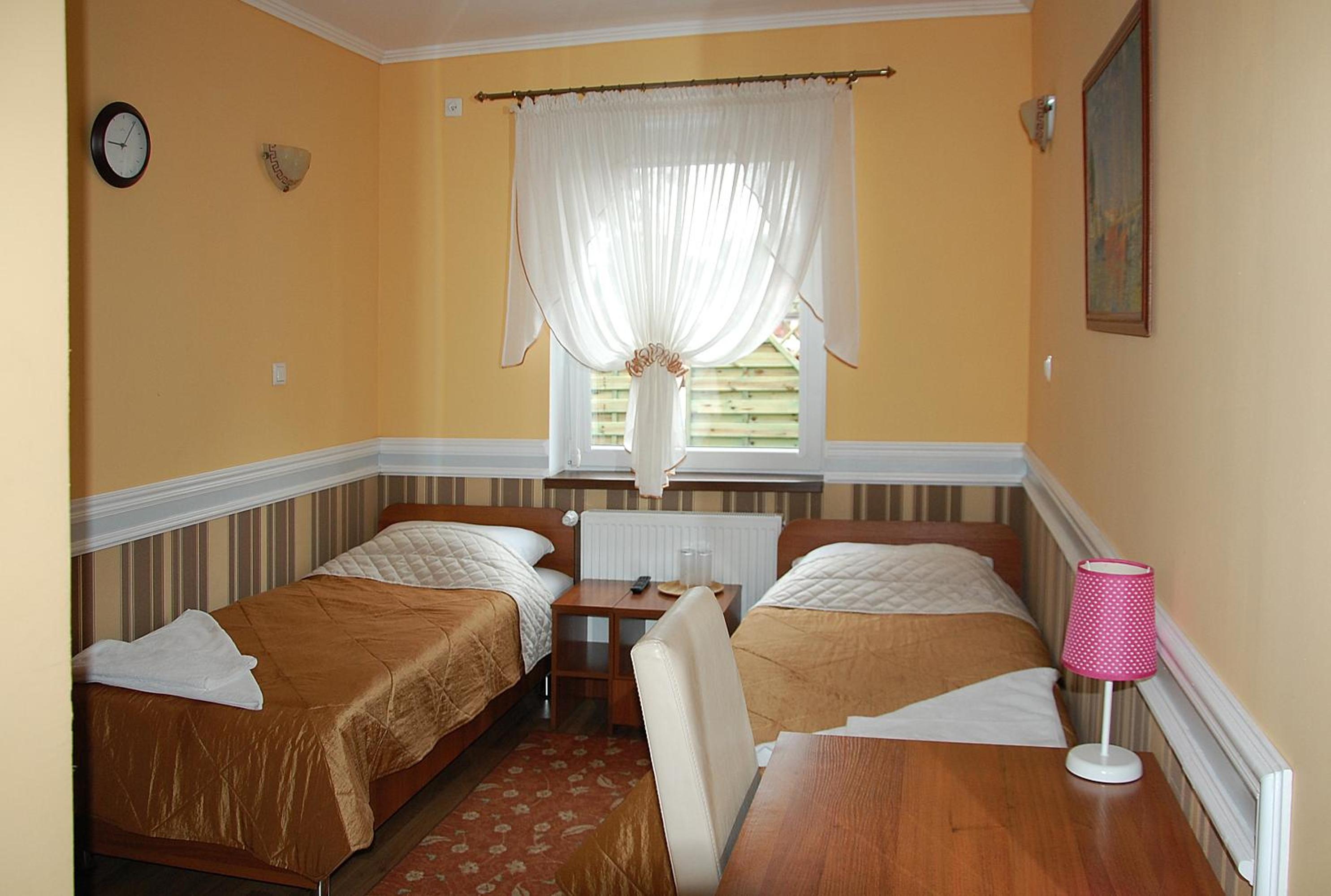 Double Or Twin Room photo 3