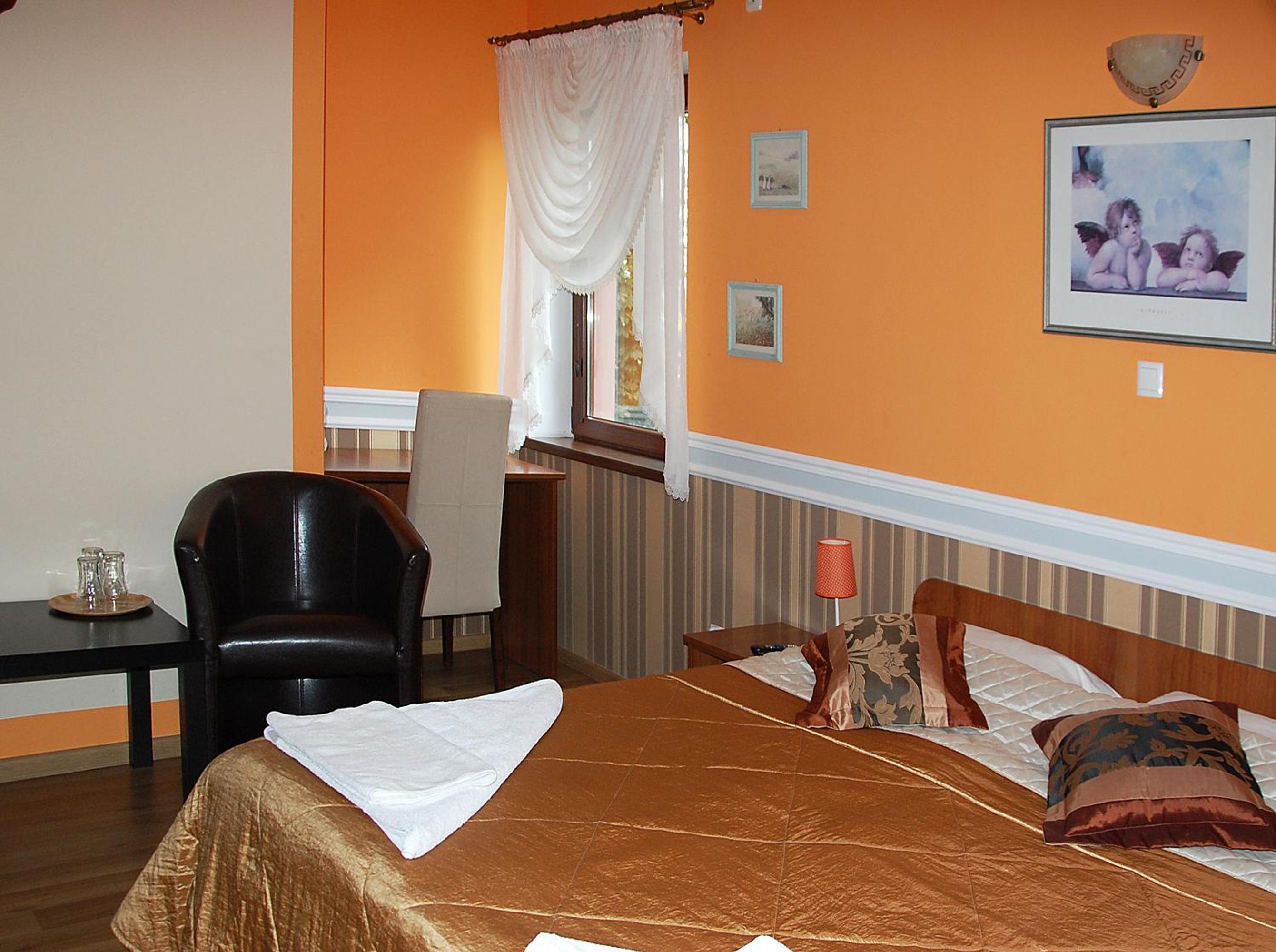 Double Or Twin Room photo 2