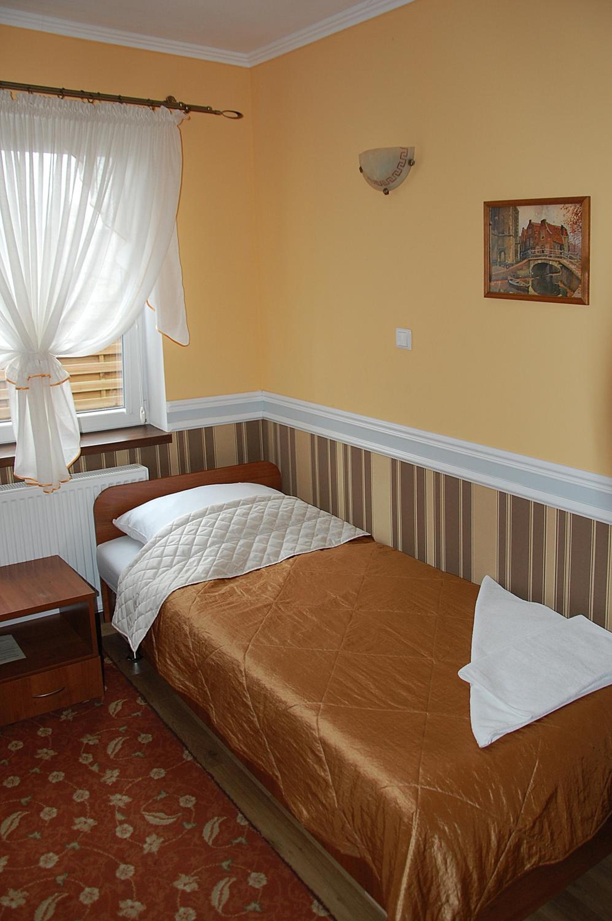 Single Room photo 3