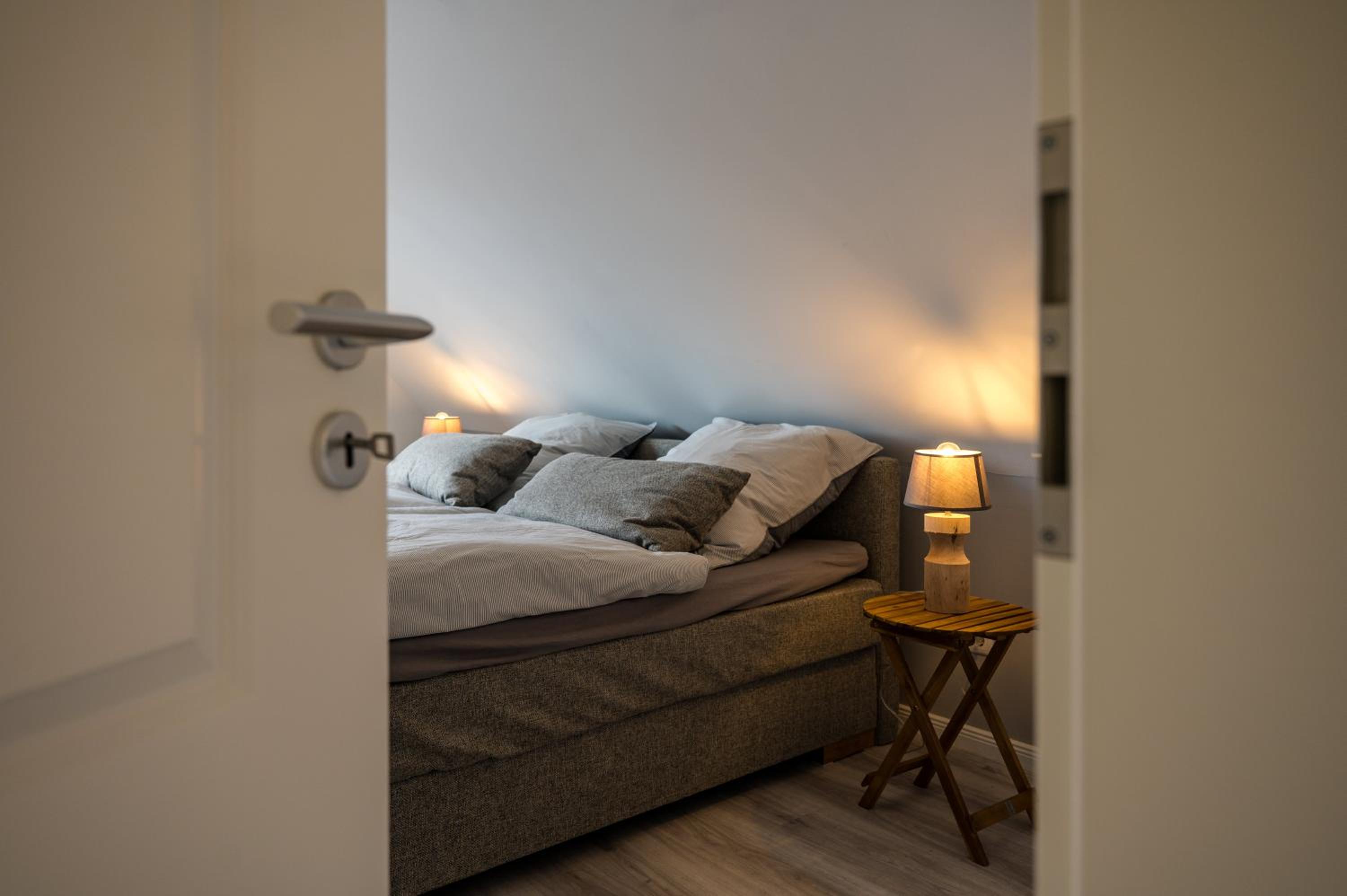 Three-Bedroom House photo 3