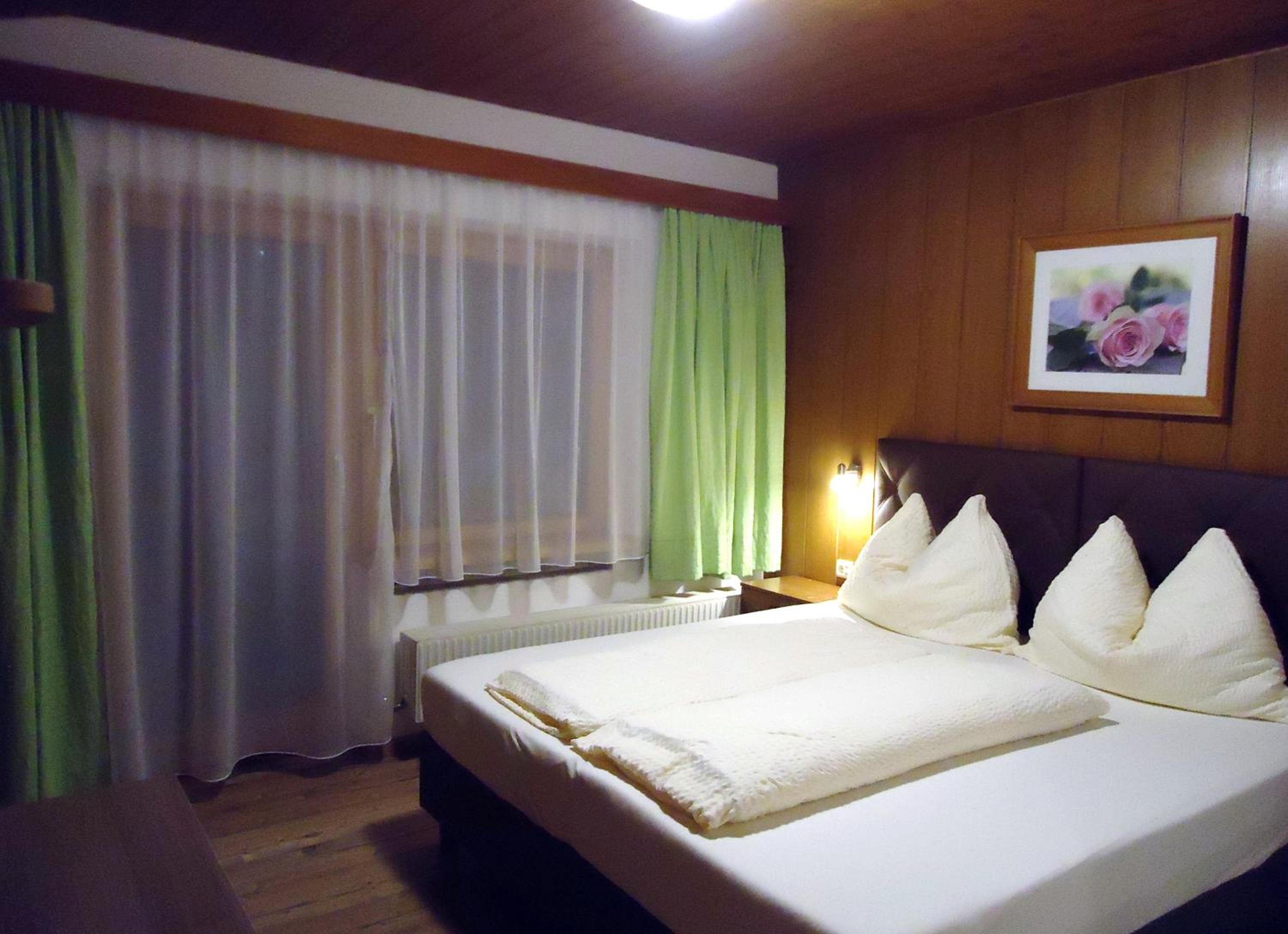 Double Room with Balcony photo 2