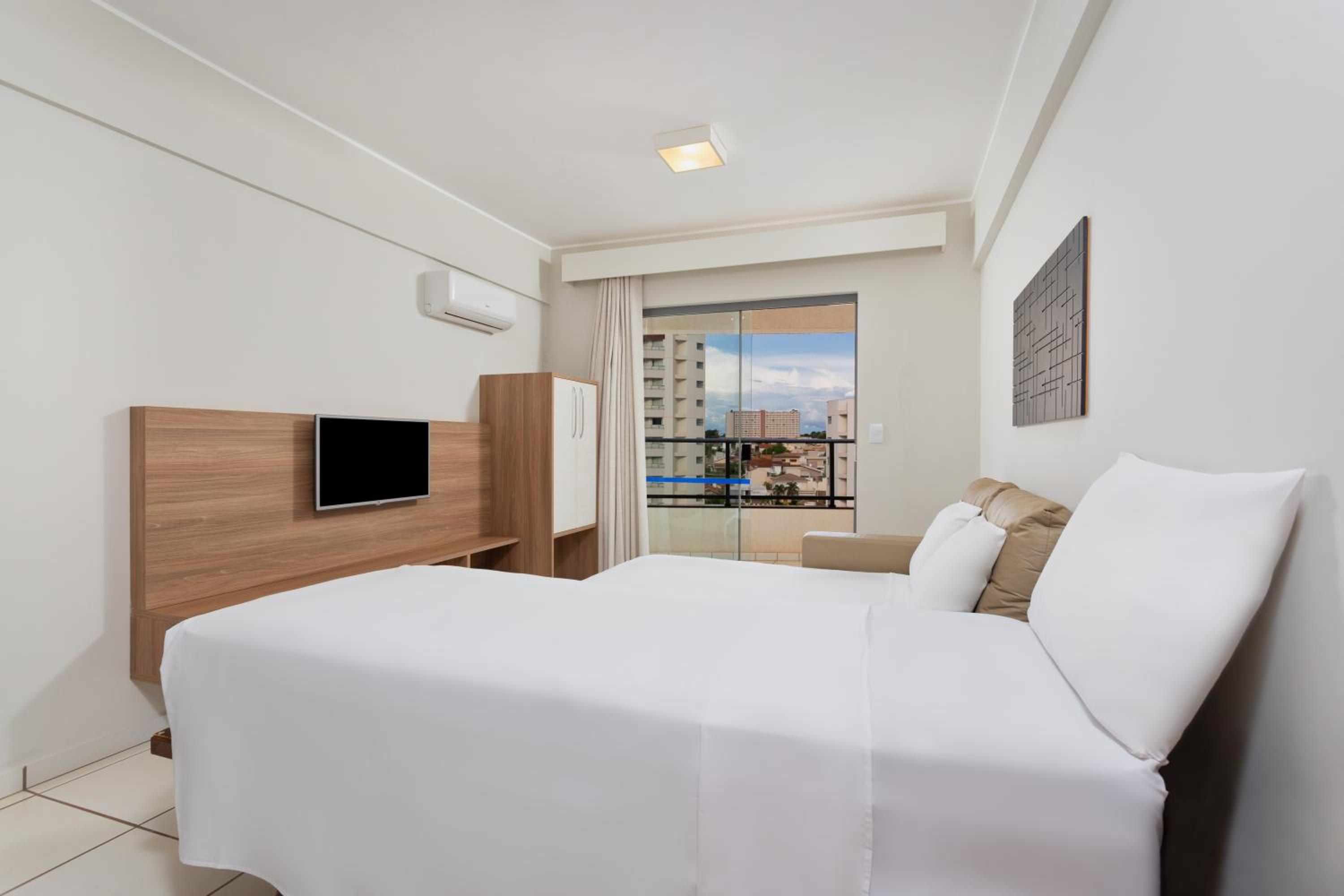 Luxury Triple Room