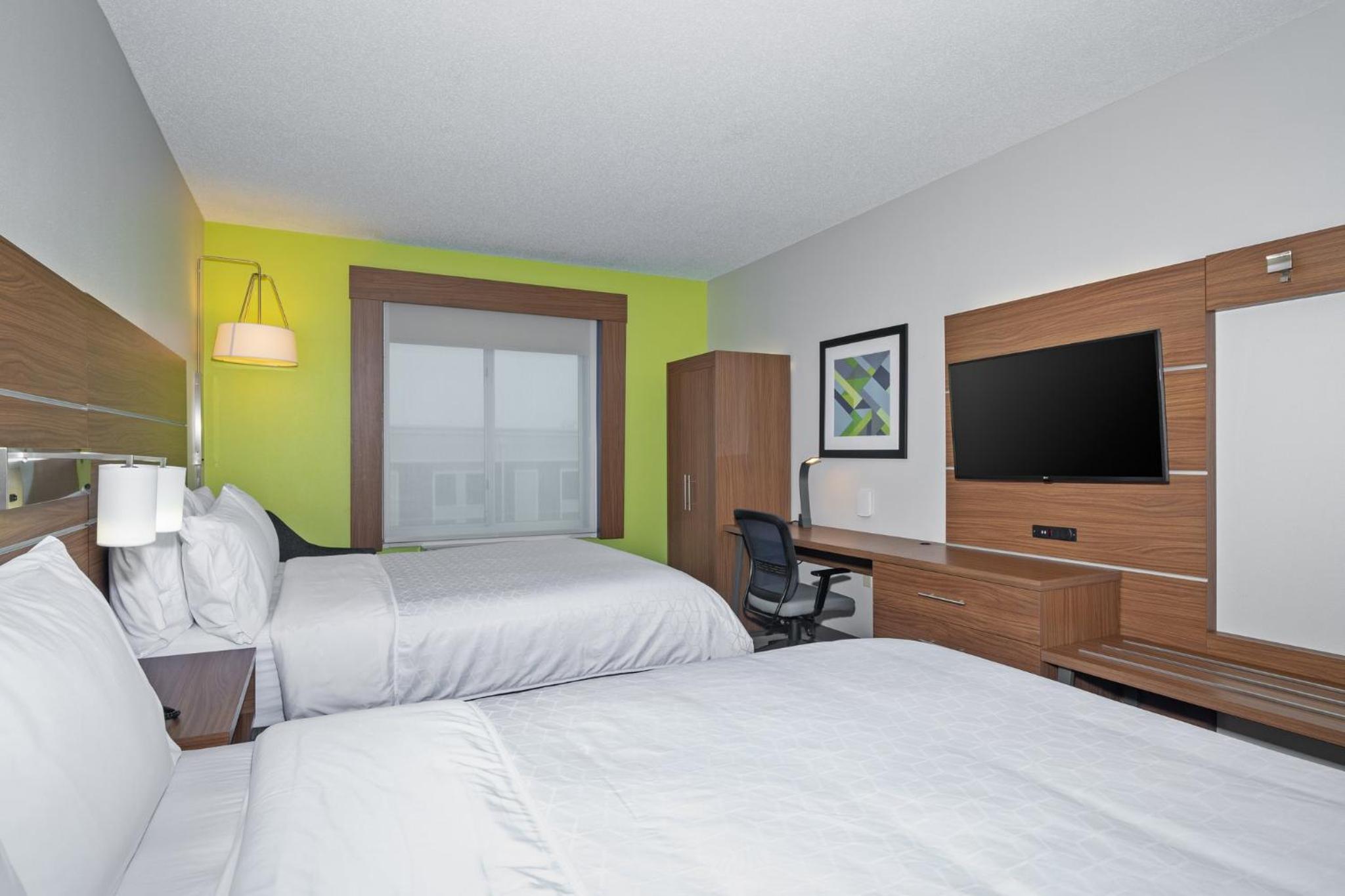 Standard Queen Room with Two Queen Beds - Photo 1