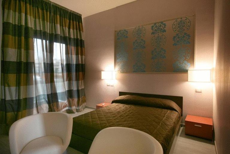 Studio Apartment - Photo 11