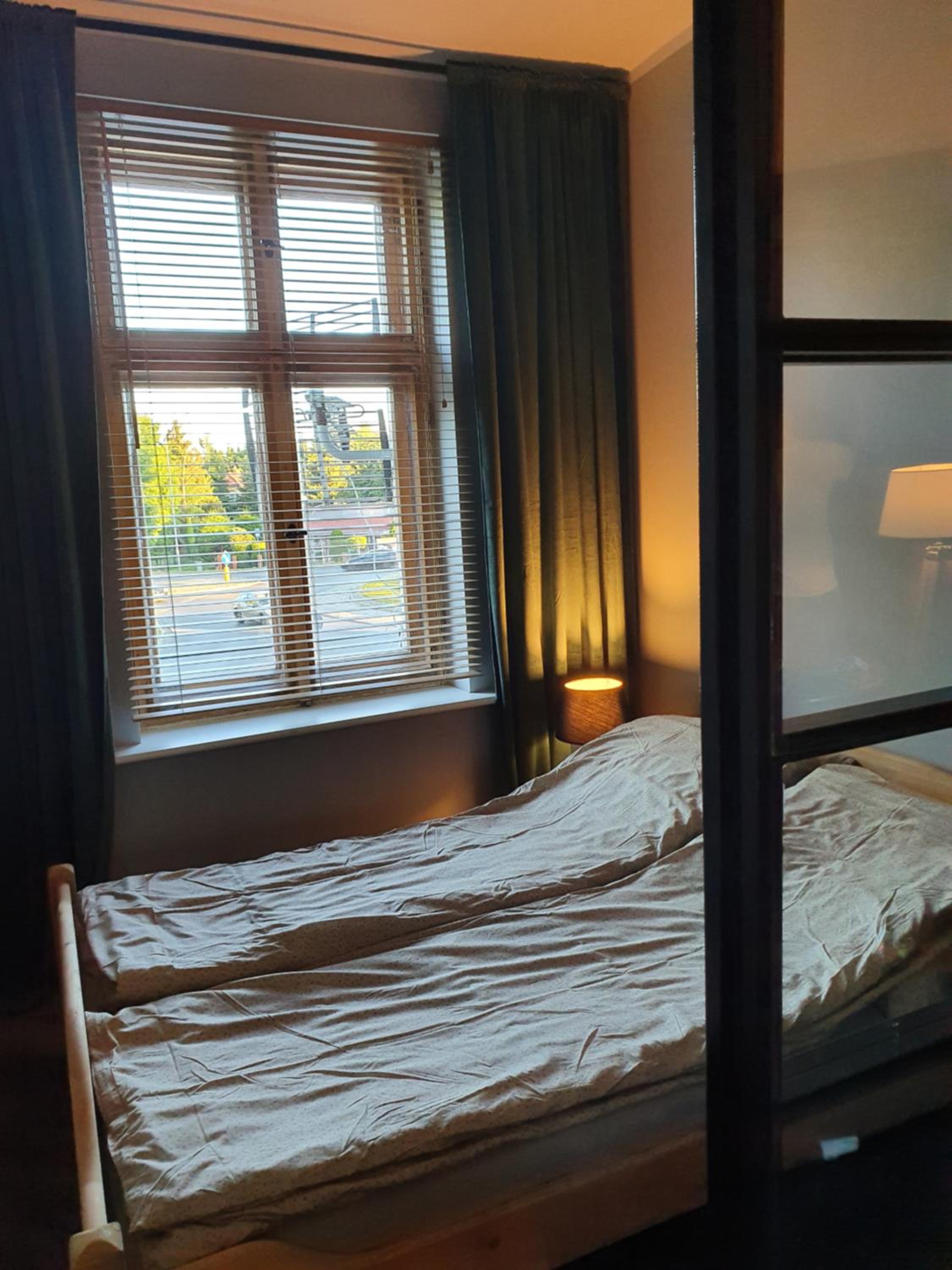One-Bedroom Apartment - Photo 4