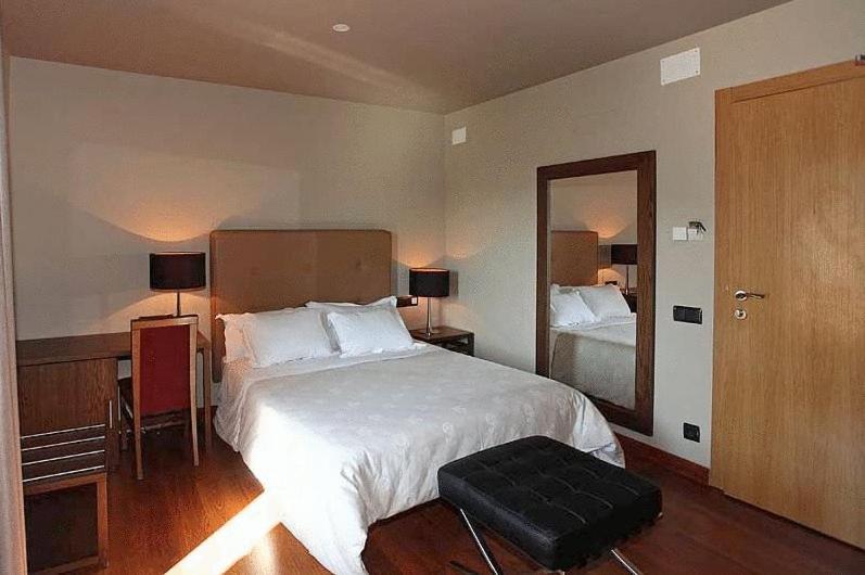 Double or Twin Room photo 3