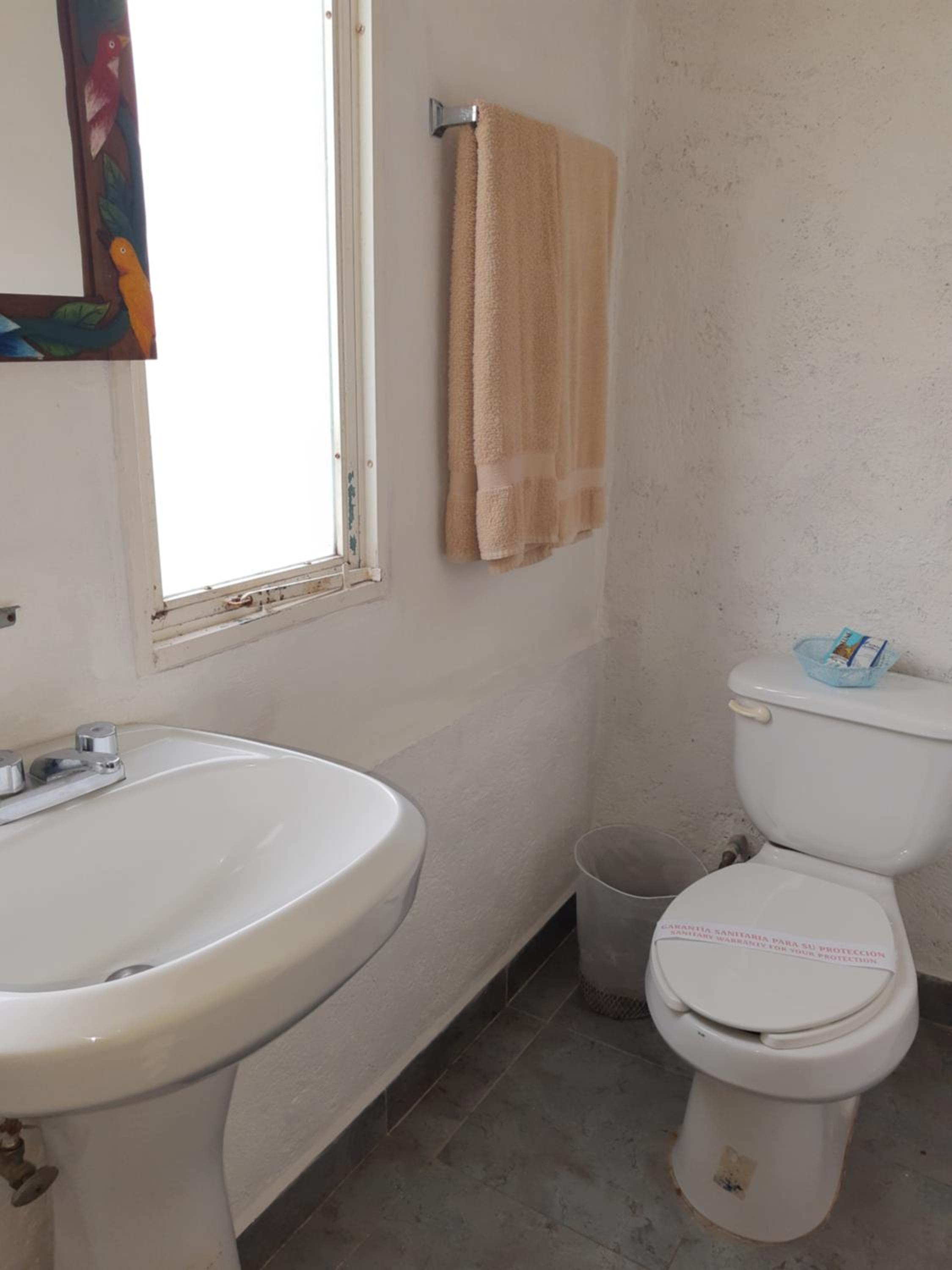 Standard Double Room - Photo 6