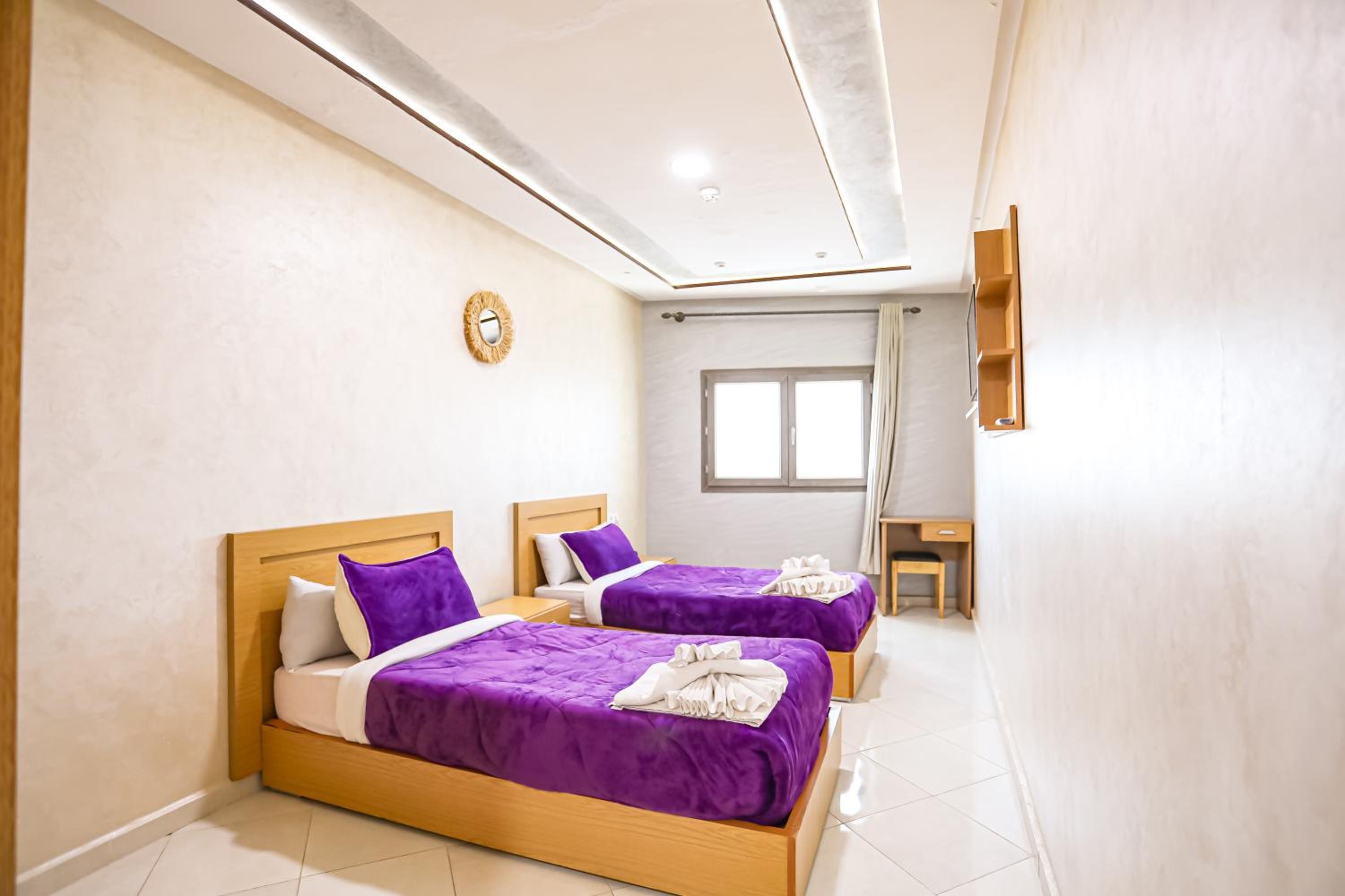 Large Double Room - Photo 2