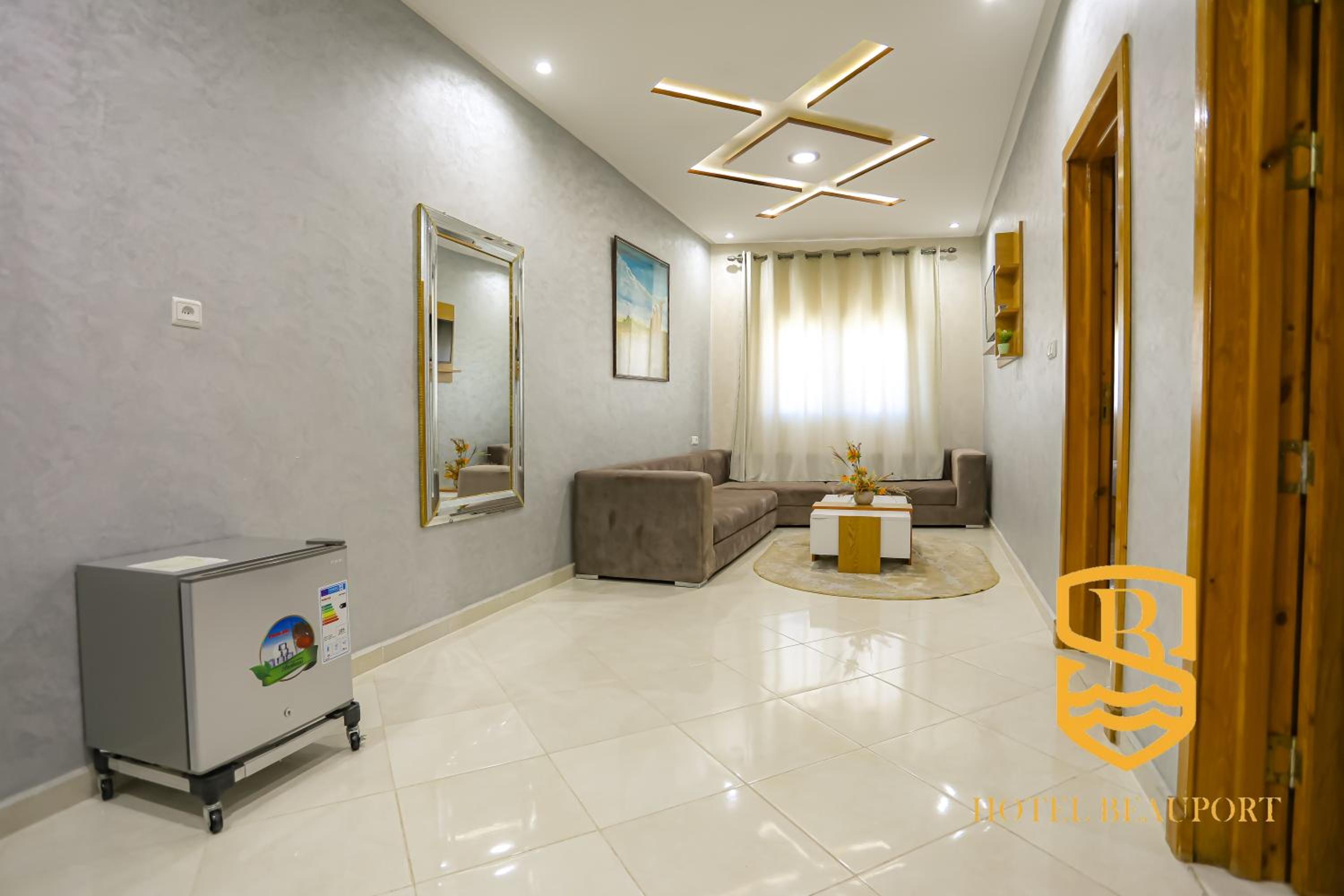 Deluxe Suite - Photo 7